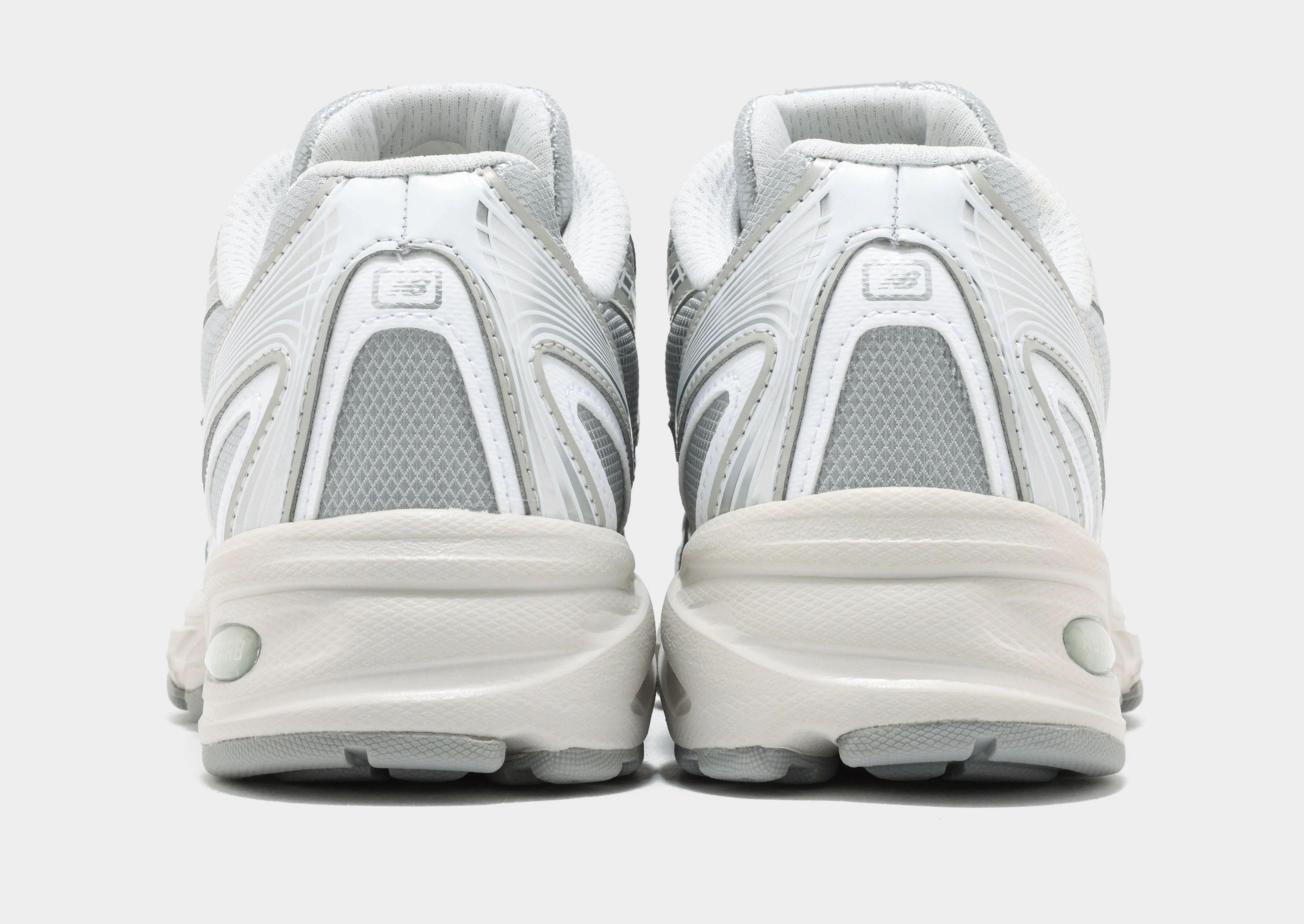 740 Women's - Image 3