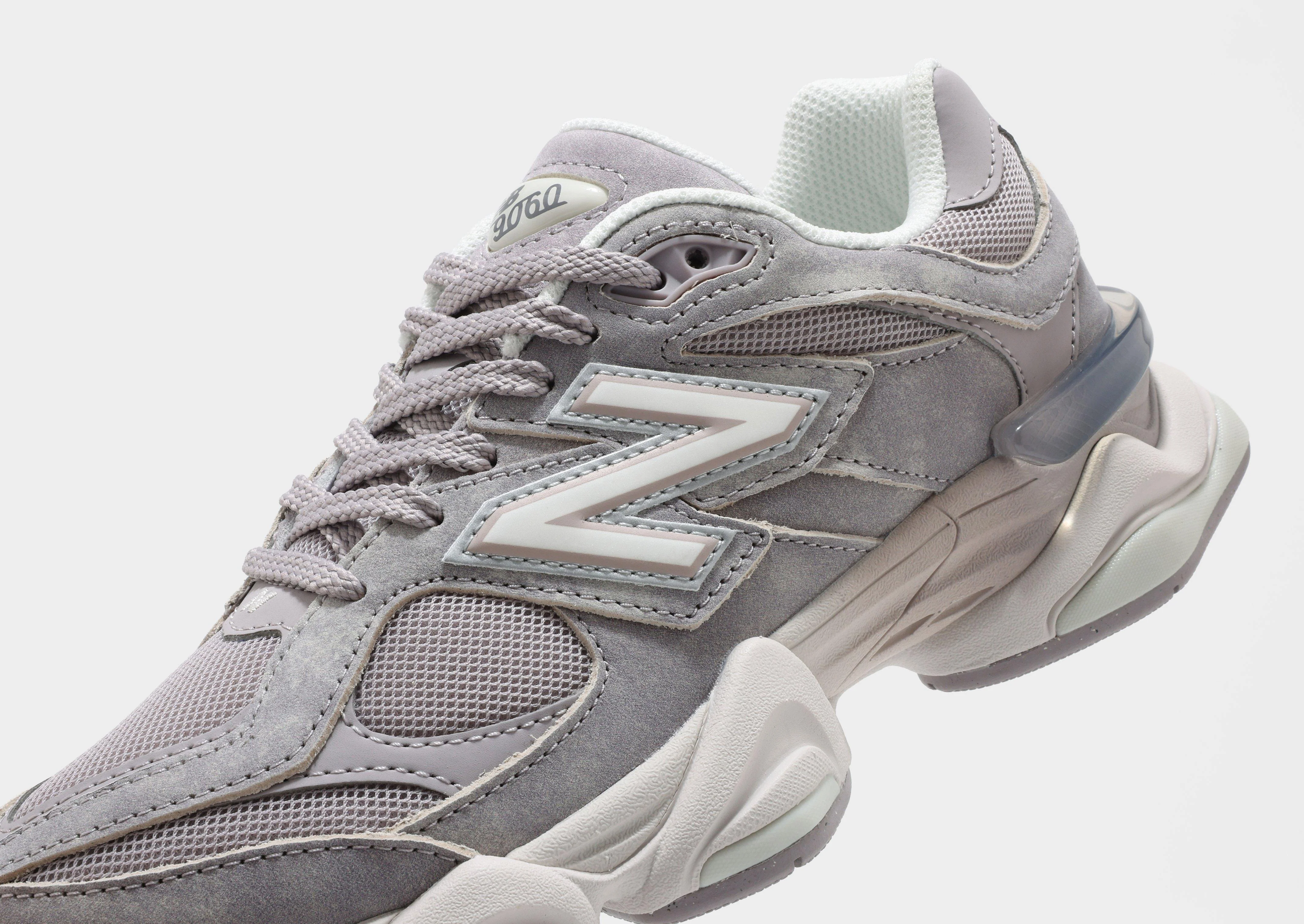 9060 Women's - Image 4