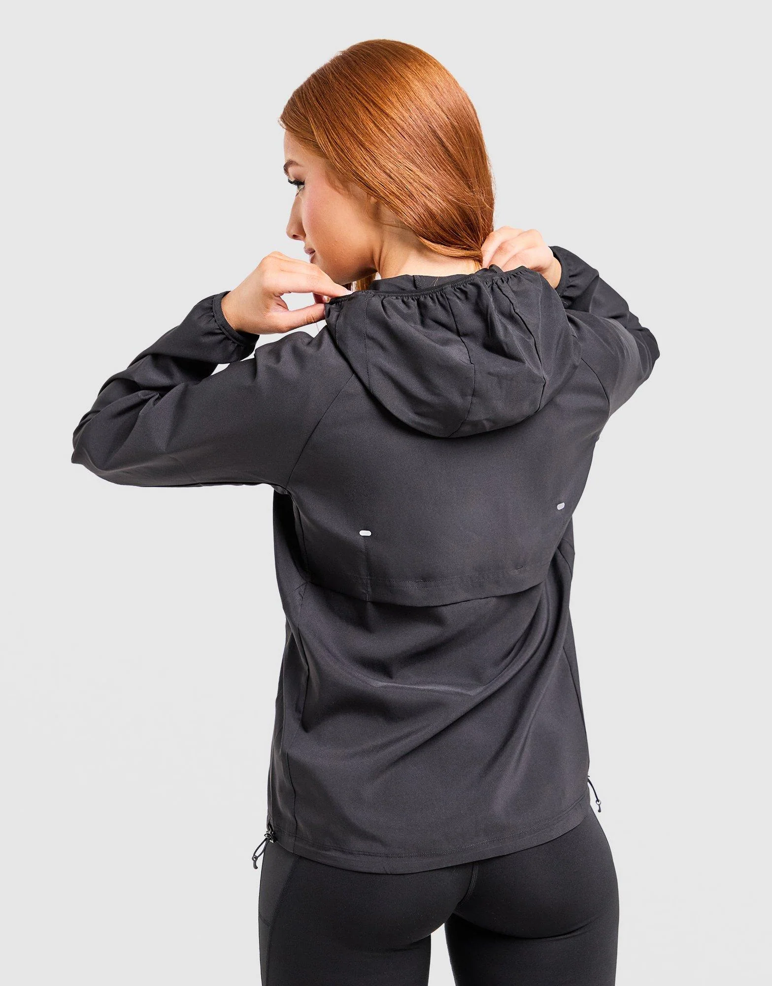 adi365 Running Essentials Jacket - Image 5