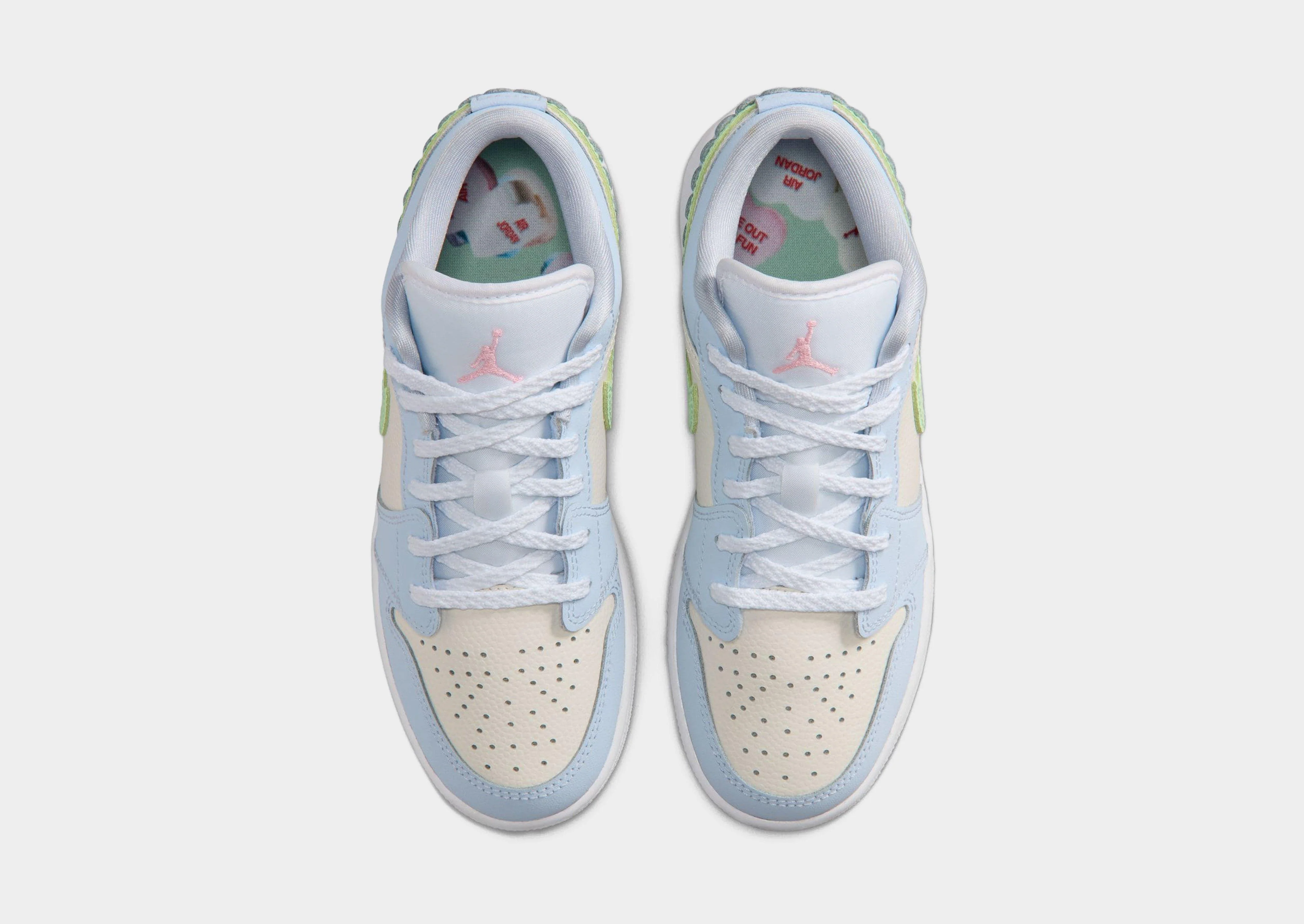 Air 1 Low SE Junior's - Image 6