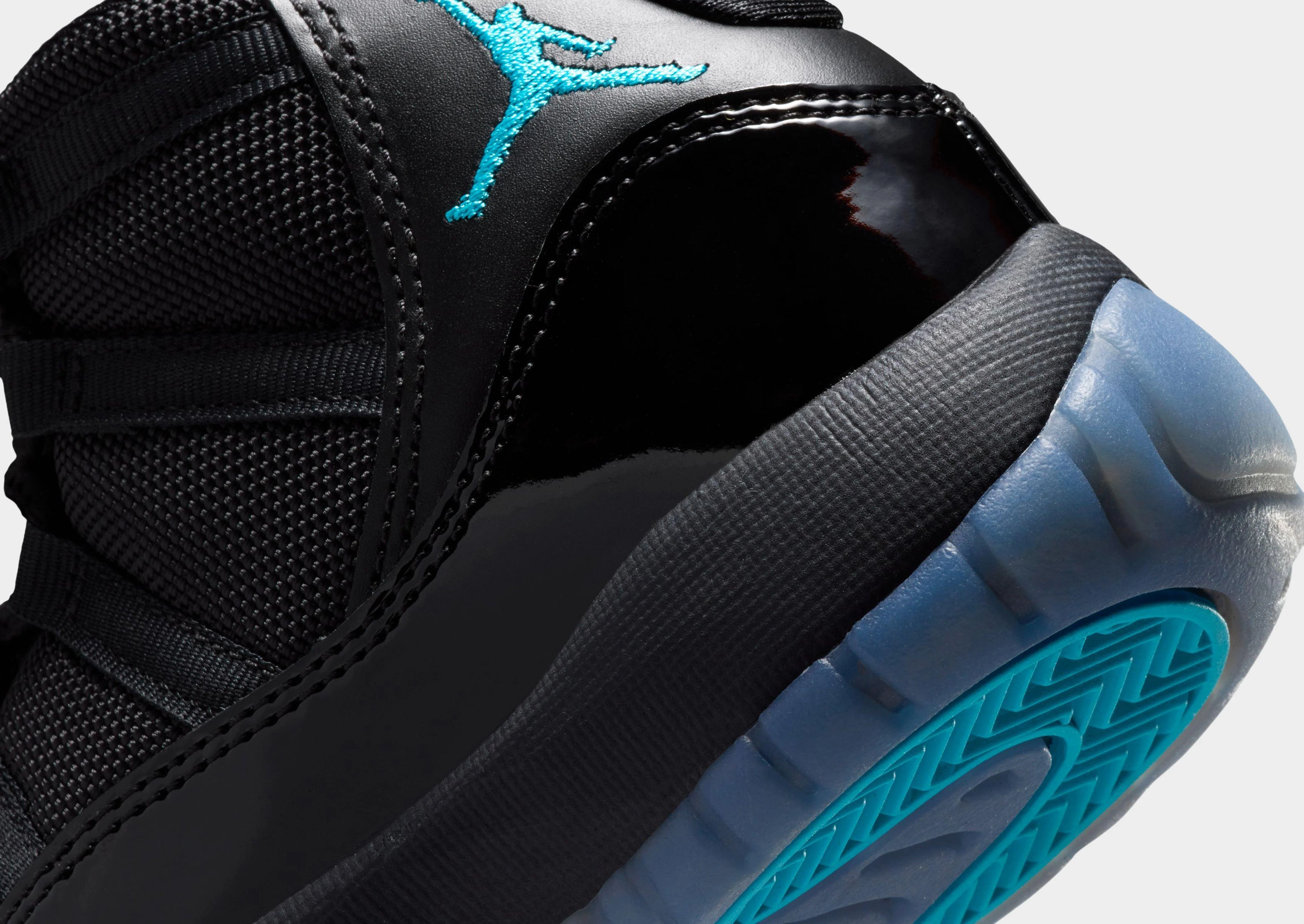 Air 11 Retro Junior's - Image 4