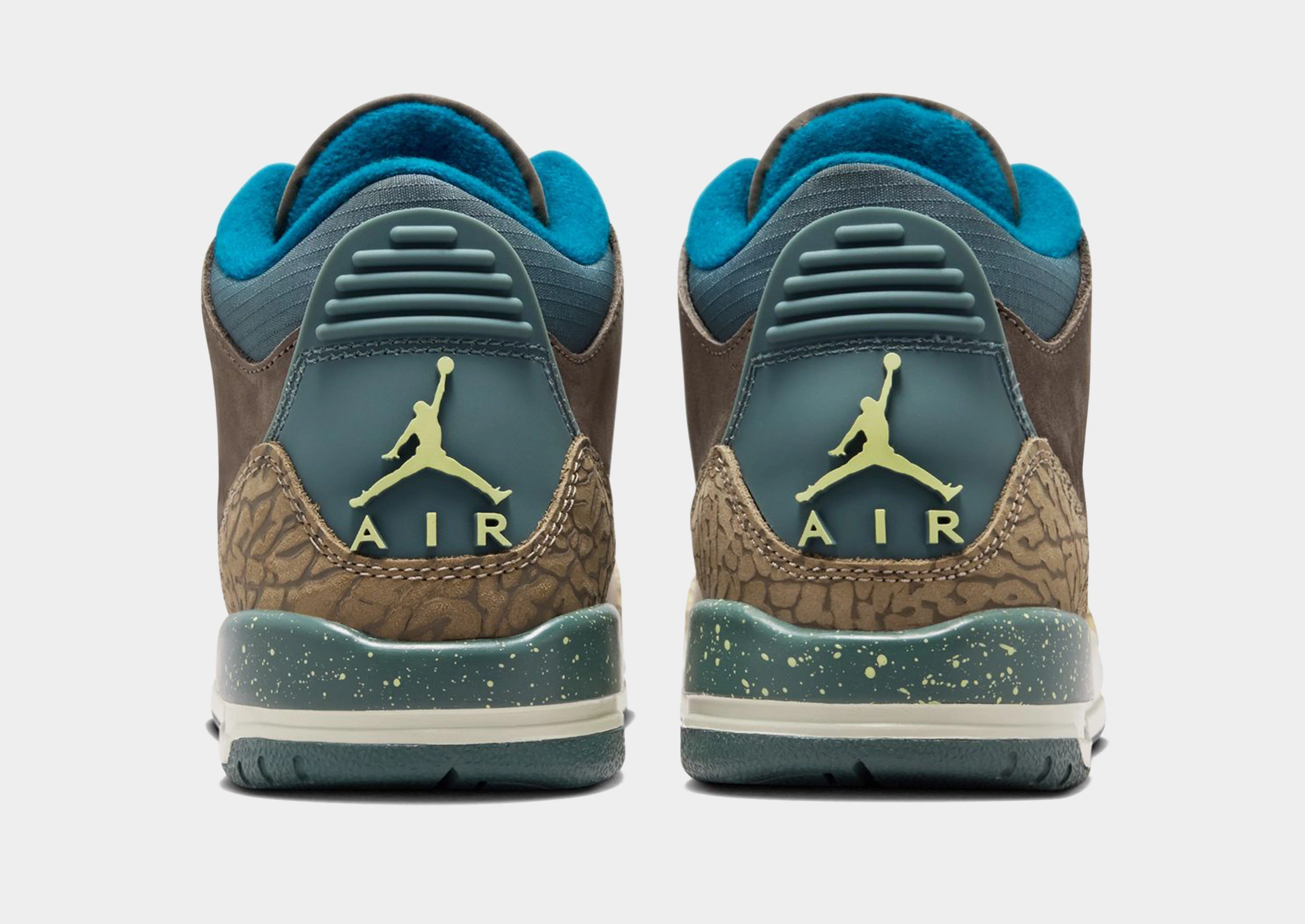 Air 3 Retro Junior's - Image 3