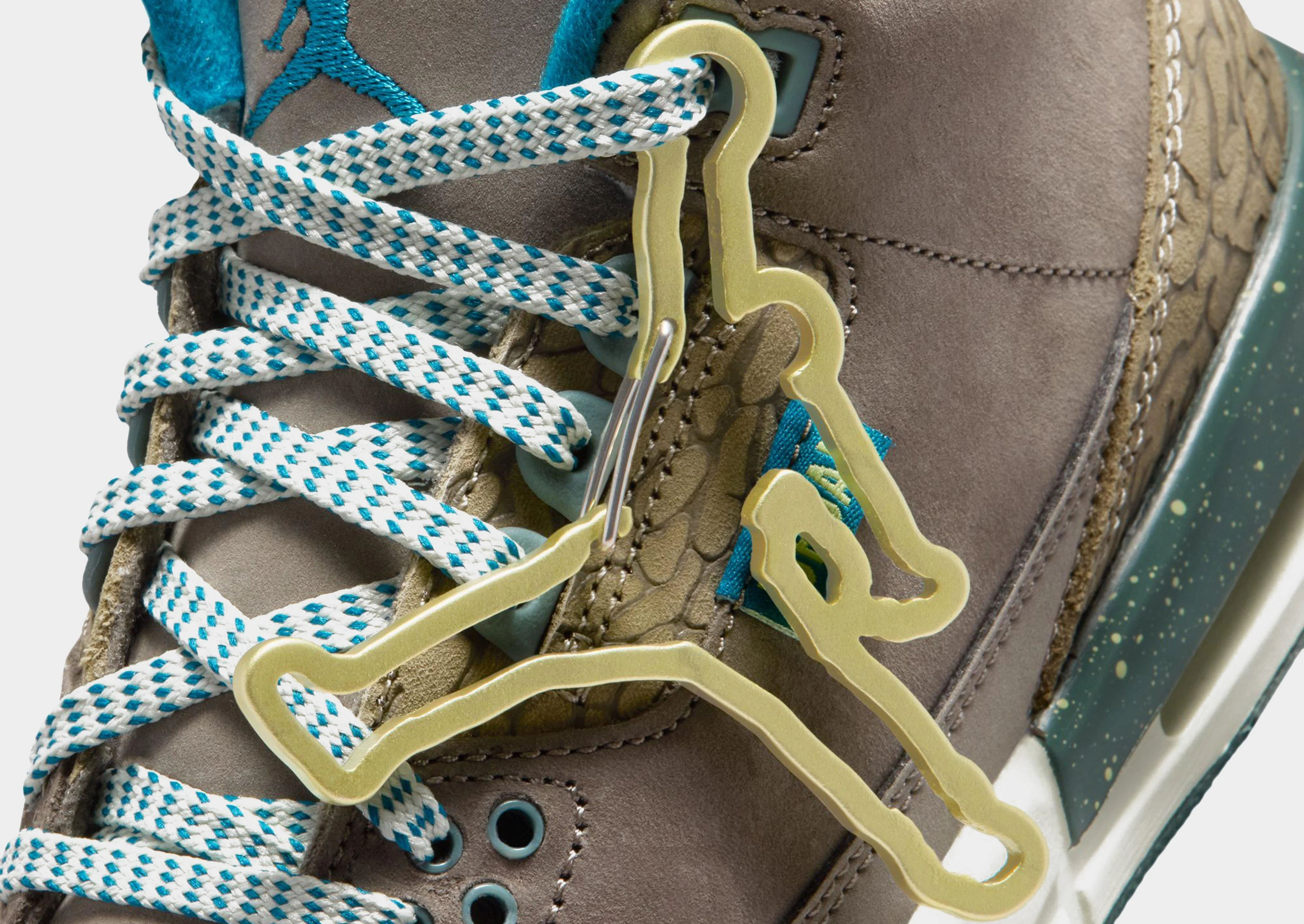 Air 3 Retro Junior's - Image 4
