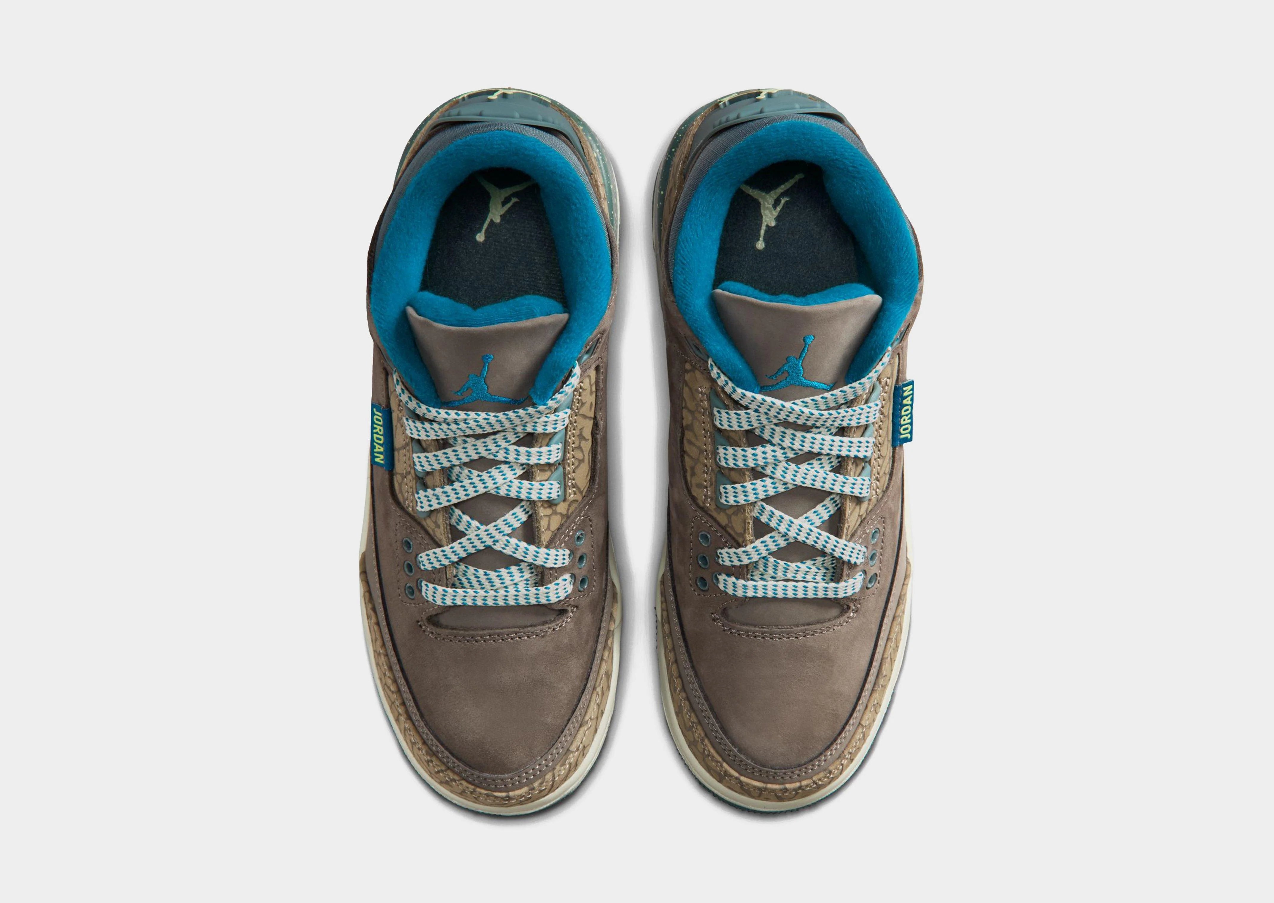 Air 3 Retro Junior's - Image 5