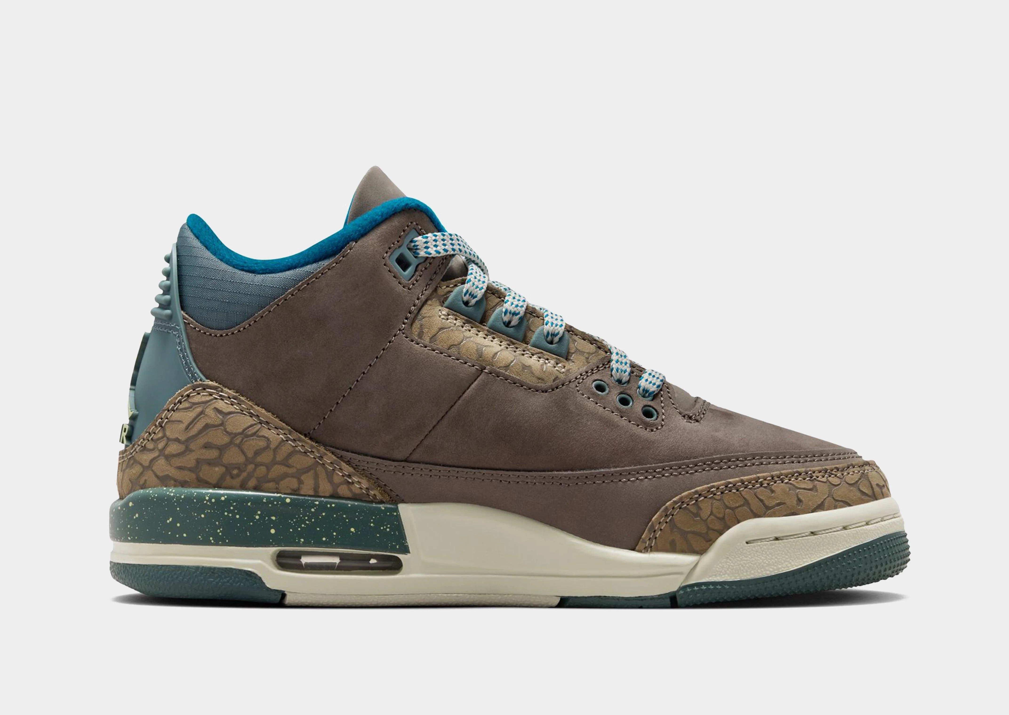 Air 3 Retro Junior's - Image 7