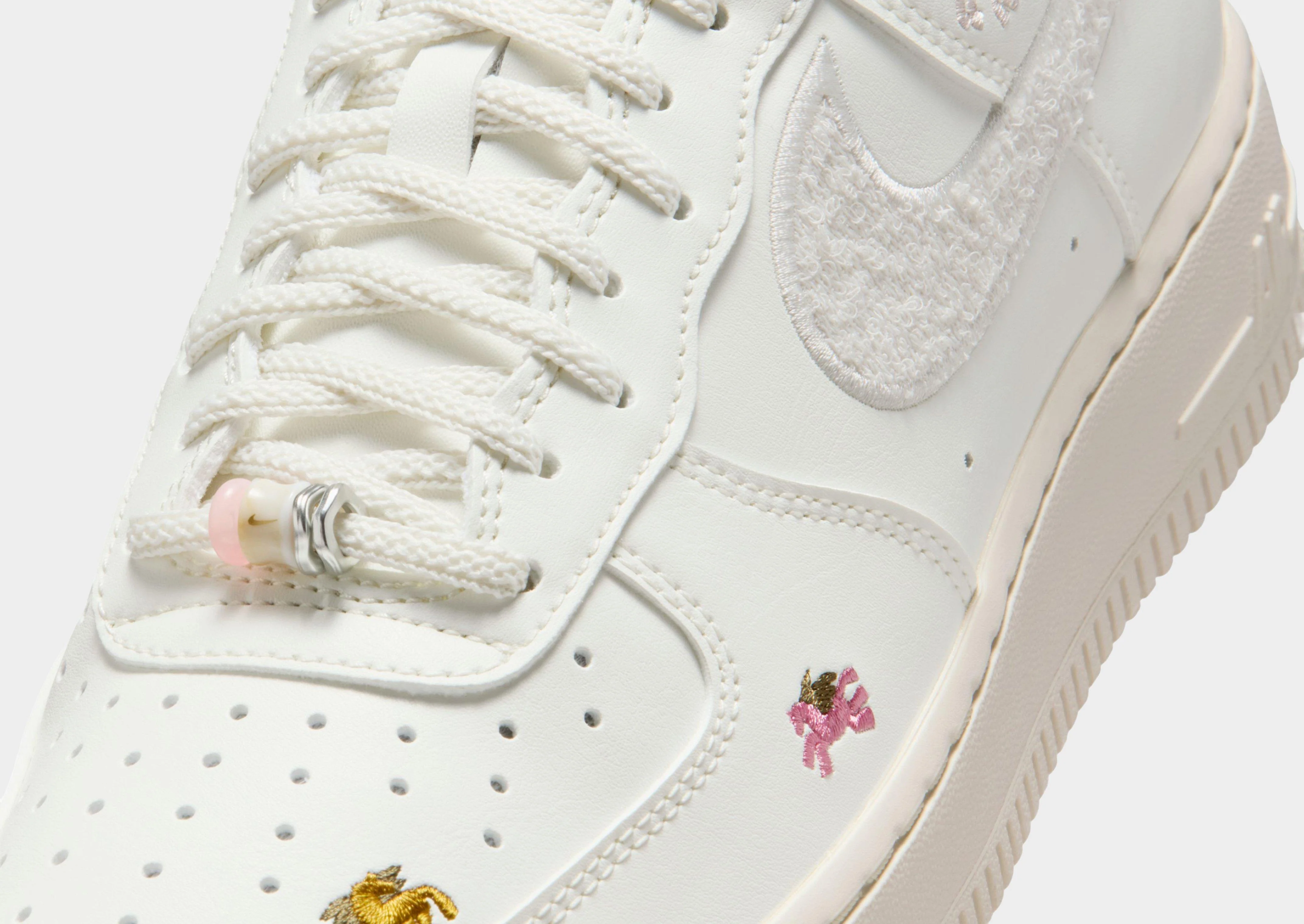 Air Force 1 '07 LNY Women's - Image 4