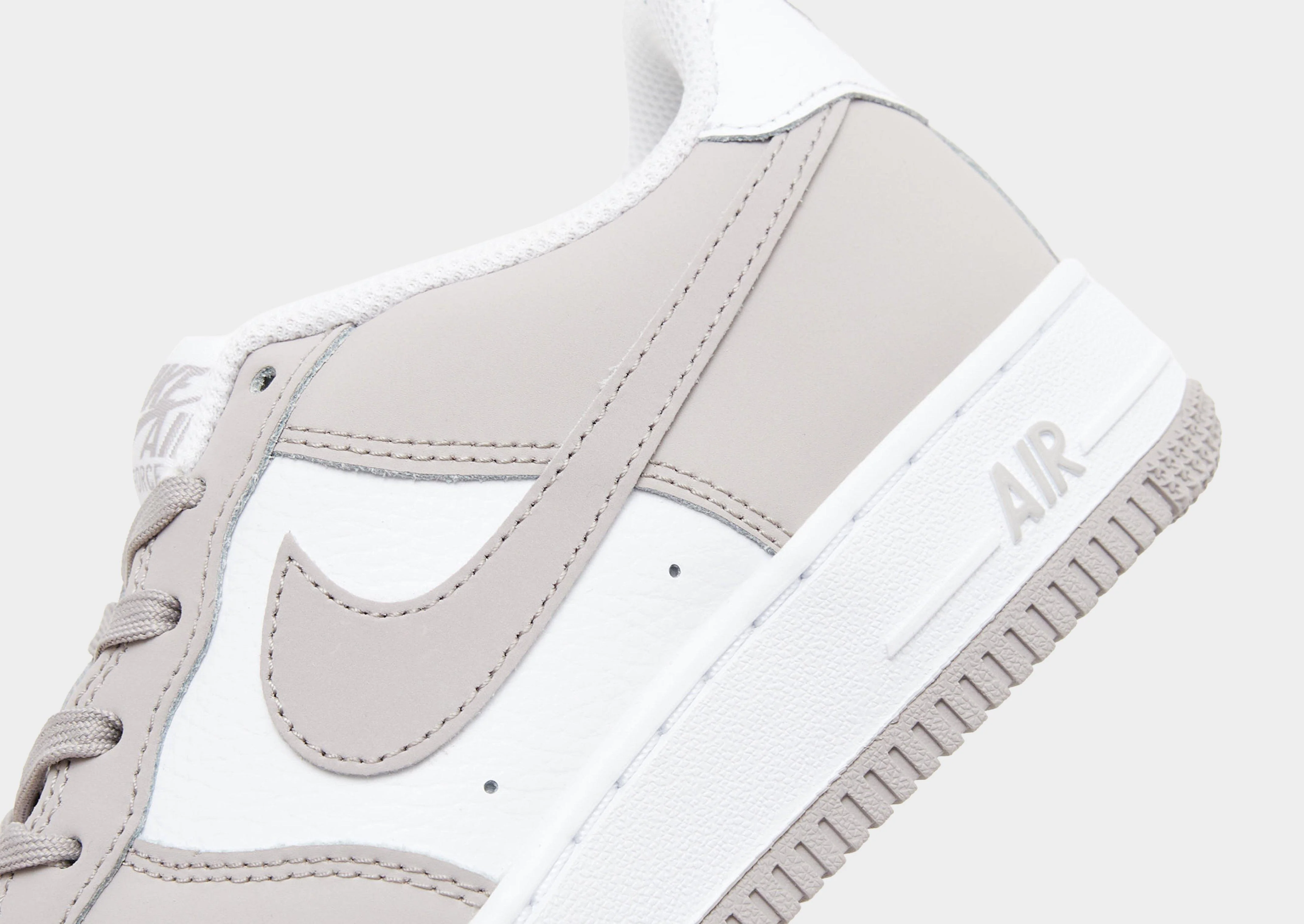 Air Force 1 Junior's - Image 4