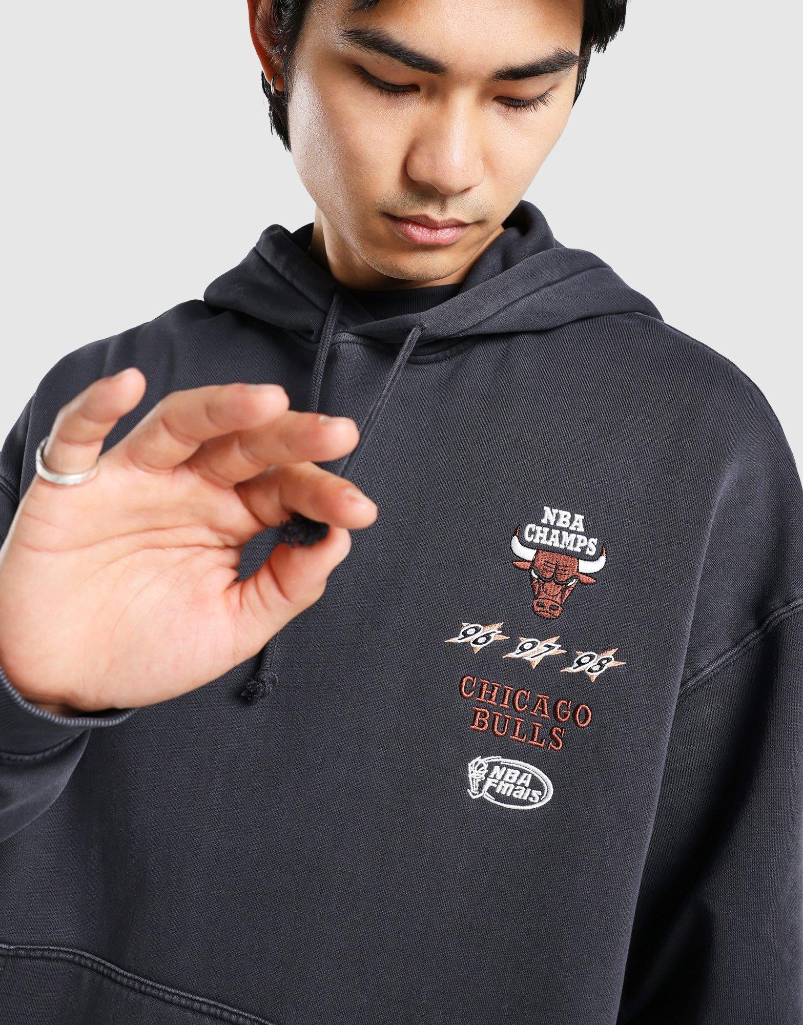 Back 2 Back Hoodie Chicago Bulls - Image 4