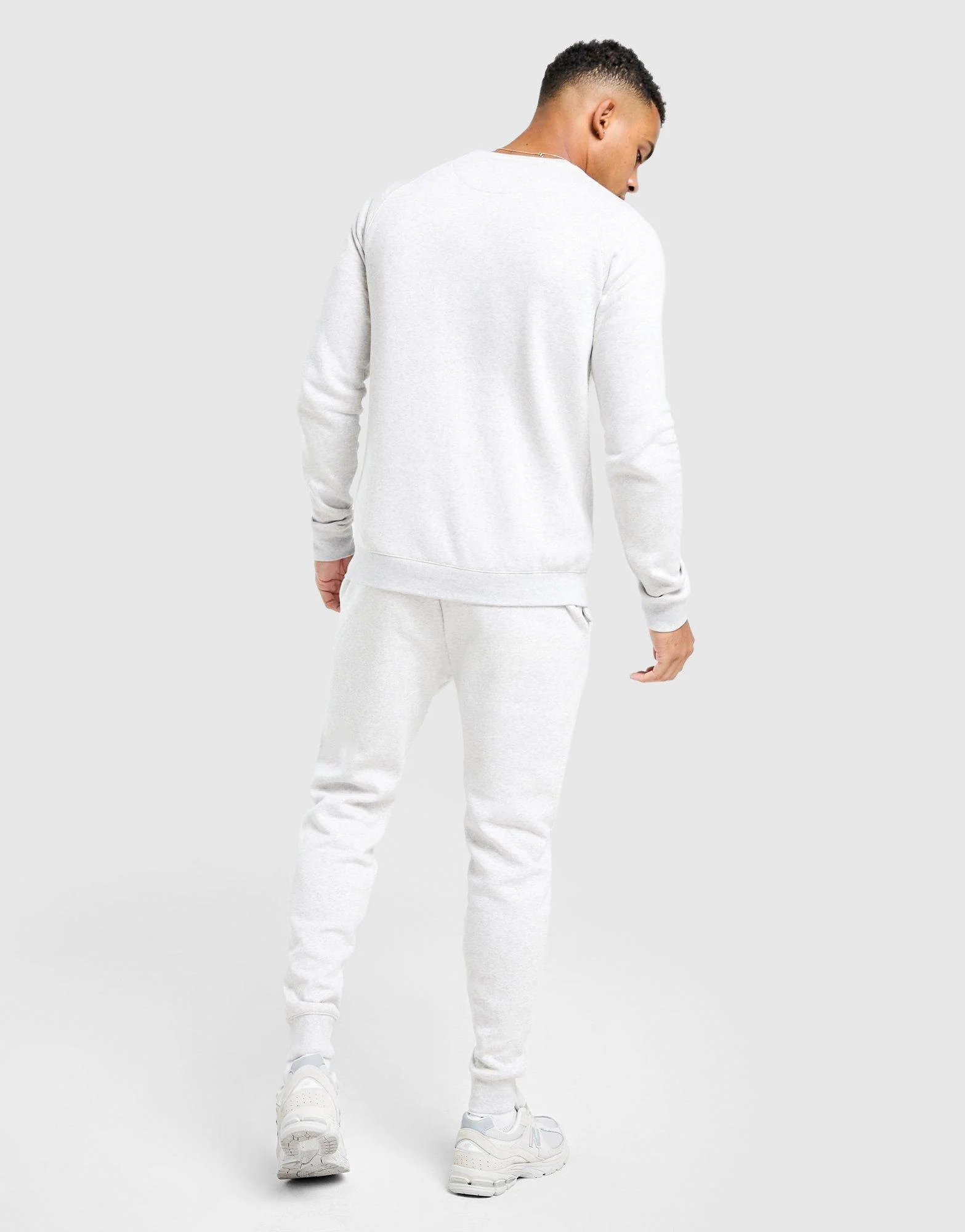 Casson Crew Tracksuit - Image 4