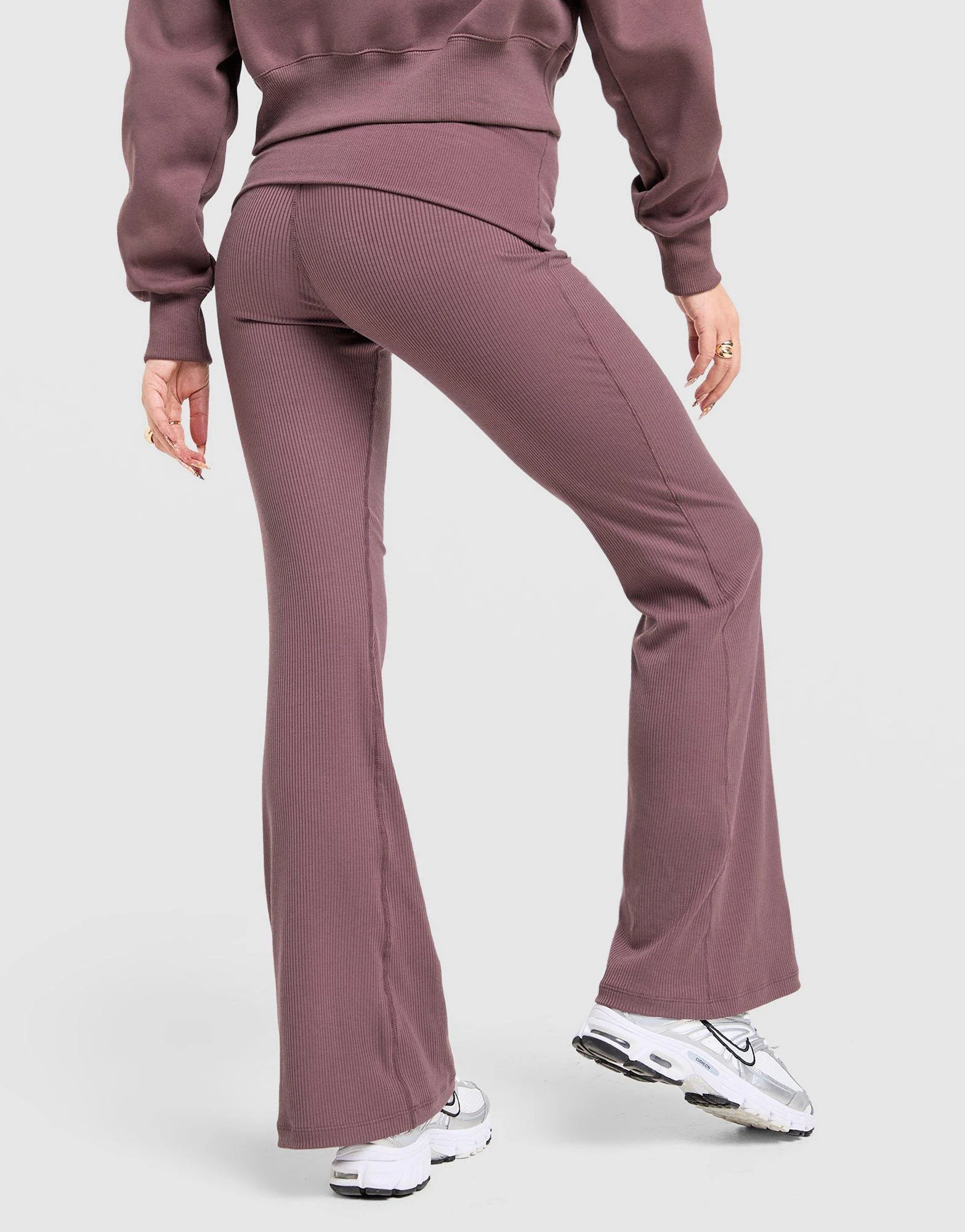 Chill Ribbed Flare Leggings - Image 5