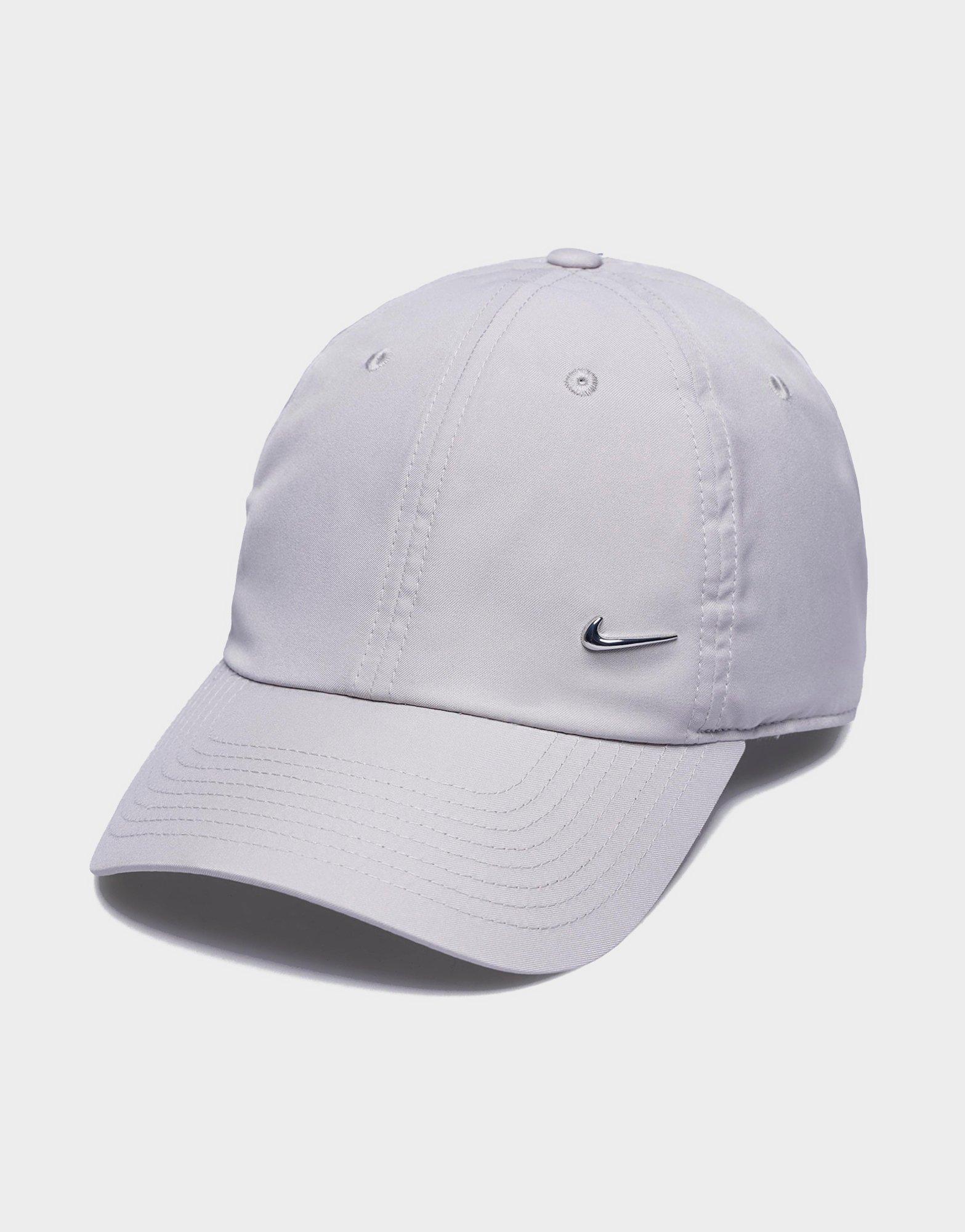 Dri-FIT Club Unstructured Metal Swoosh Cap