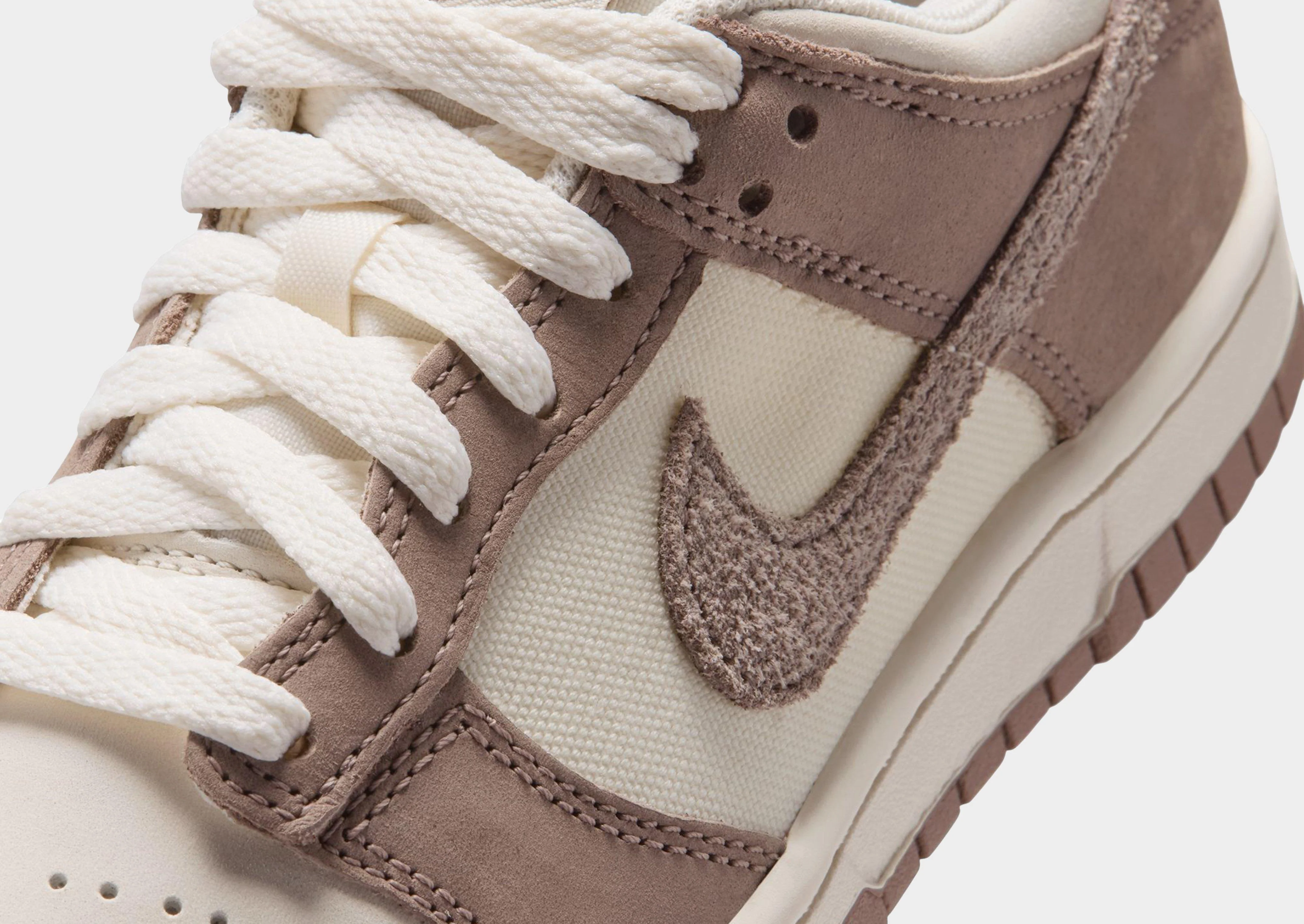 Dunk Low SE Junior's - Image 4