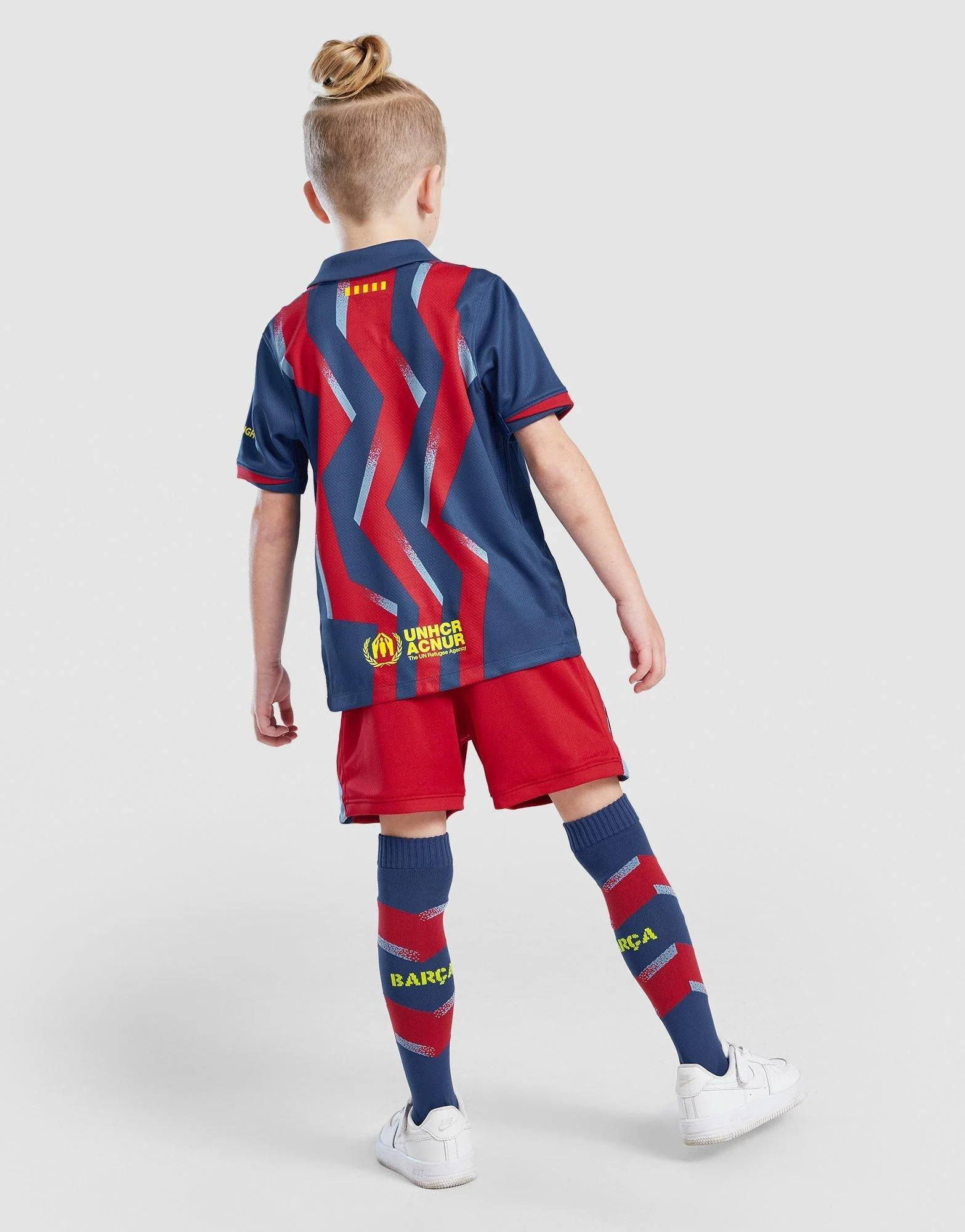FC Barcelona 2025/26 Fourth Kit Children - Image 6