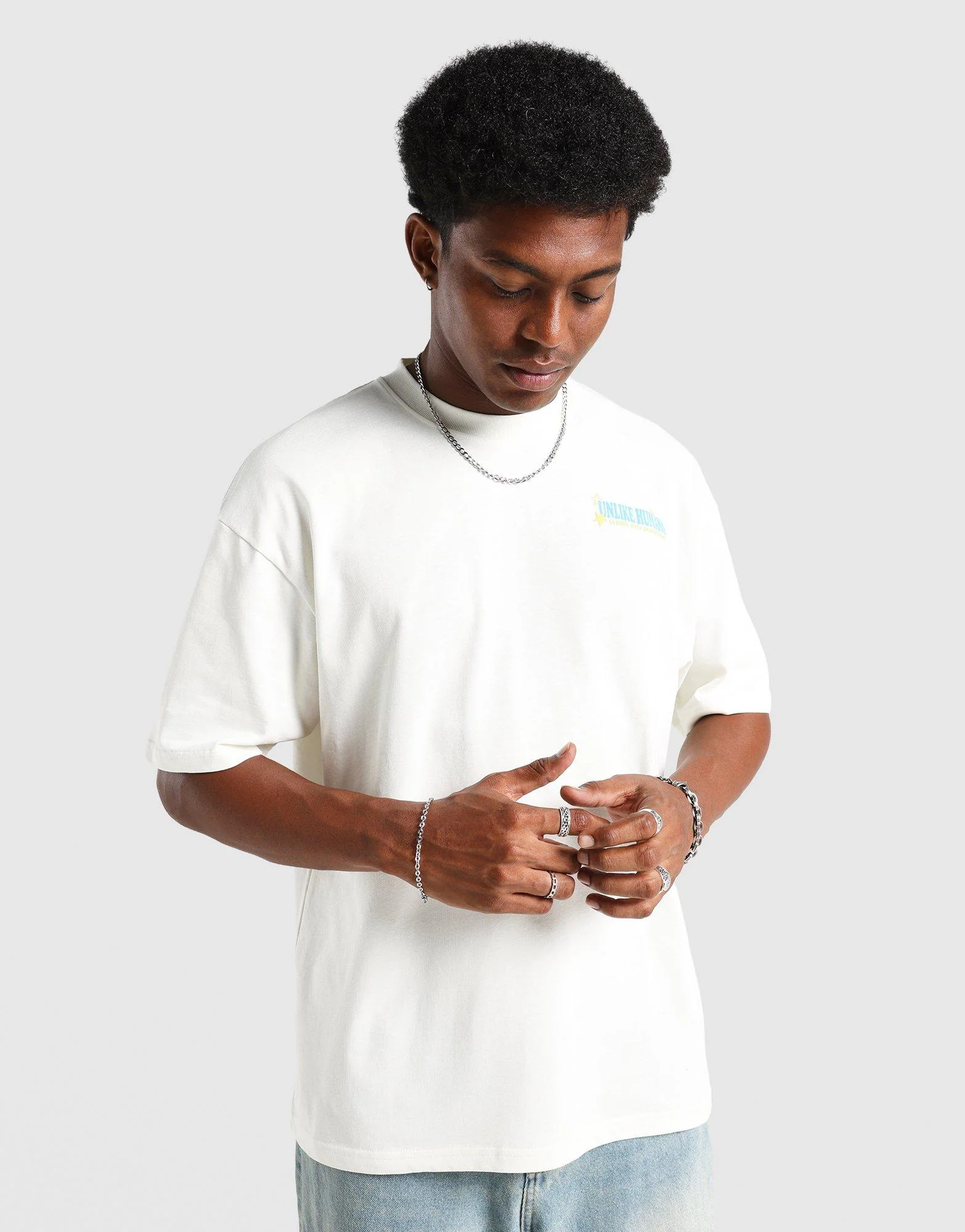 Globe Dept T-Shirt - Image 4