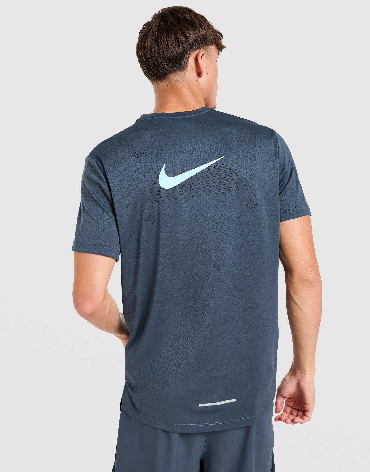 Grid T-Shirt - Image 3