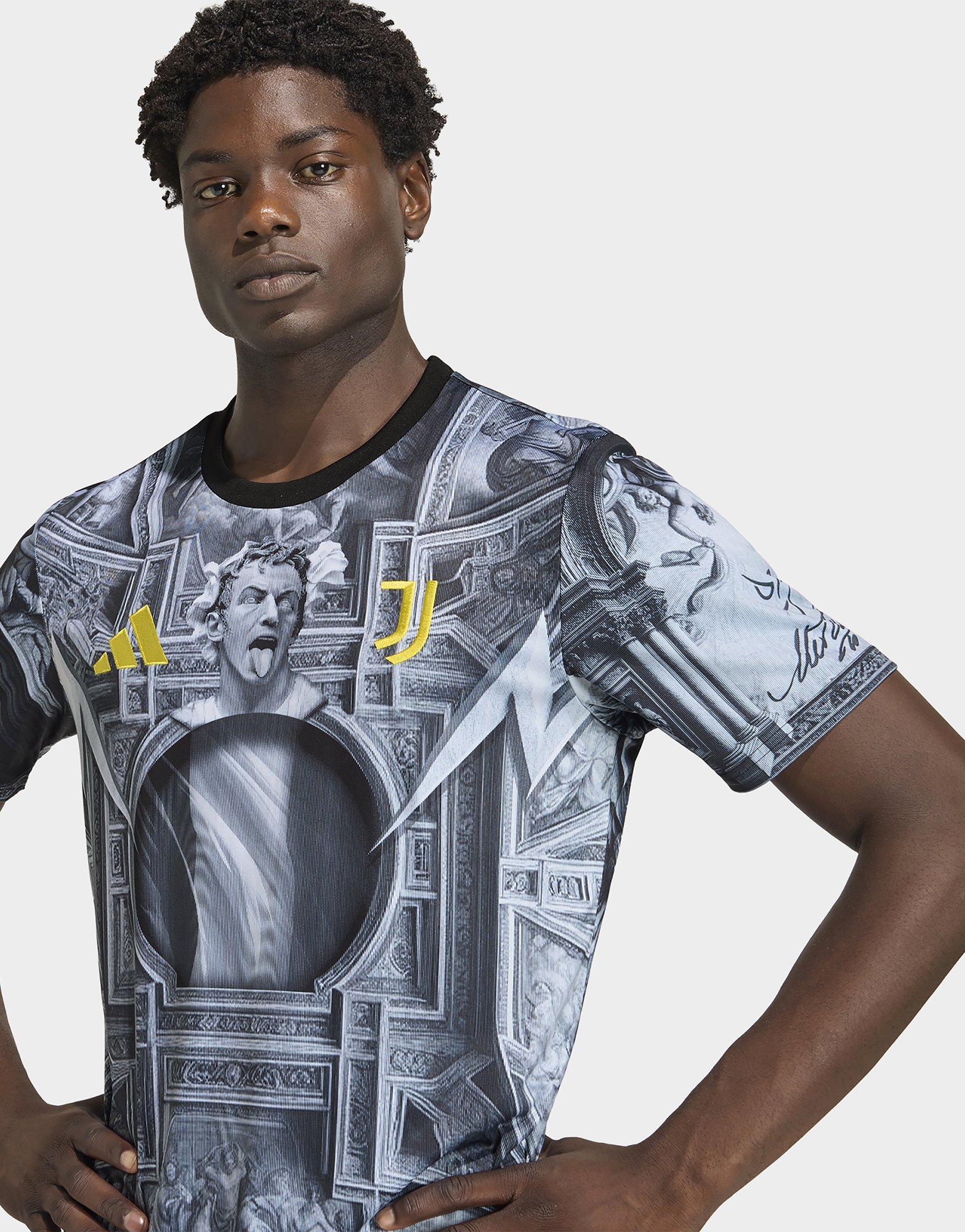 Juventus Pre Match Shirt - Image 4