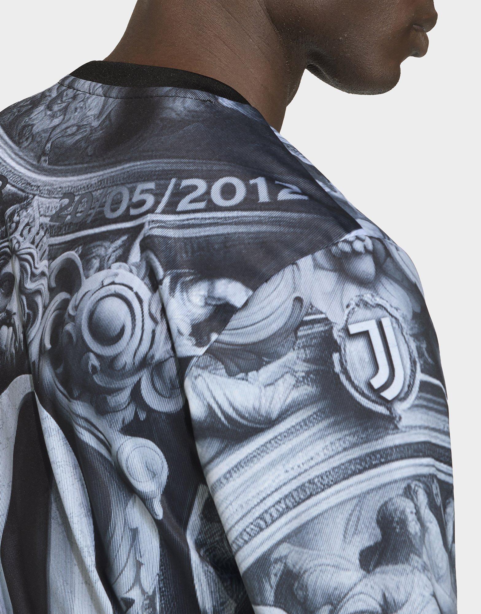 Juventus Pre Match Shirt - Image 5