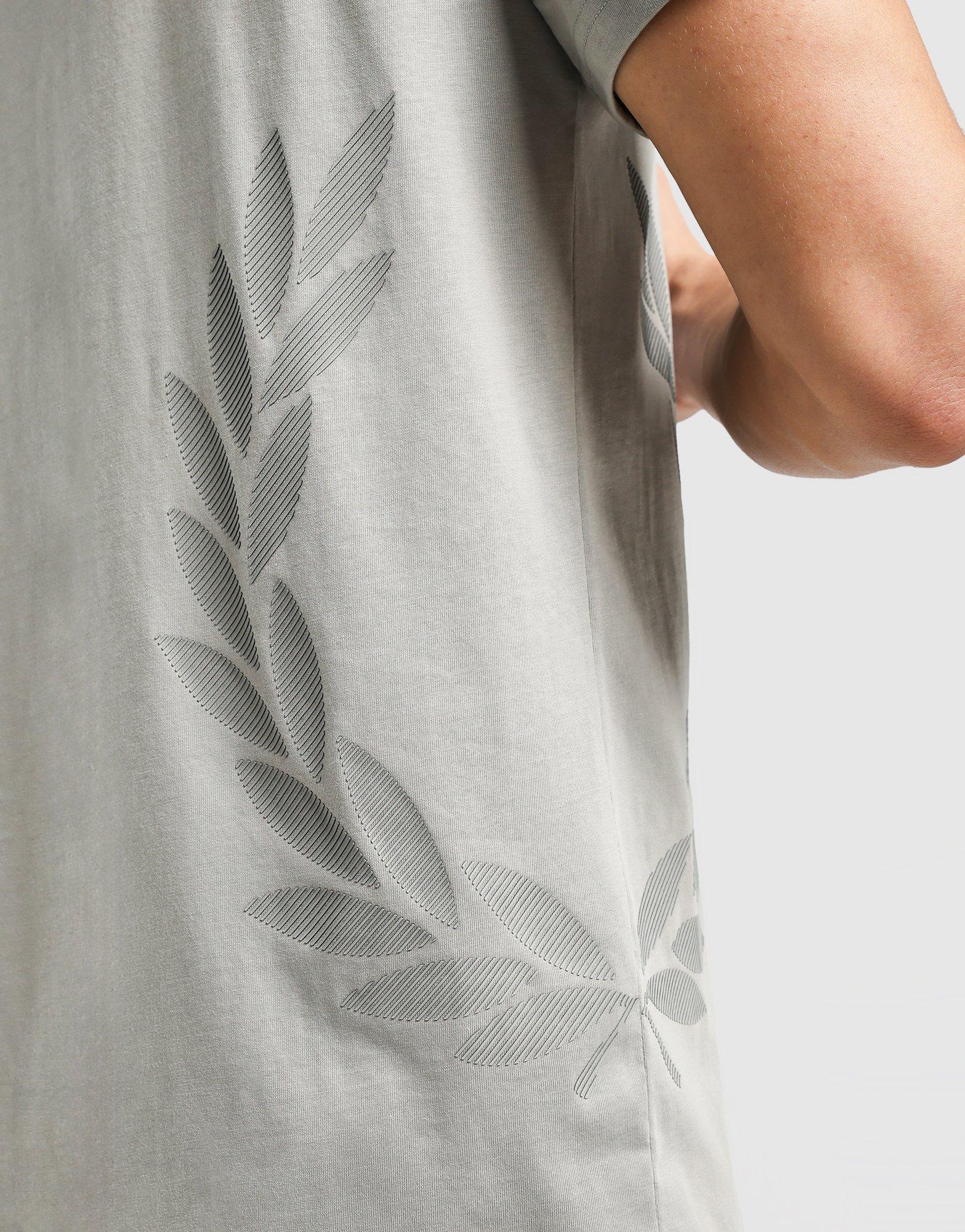 Large Laurel T-Shirt - Image 4