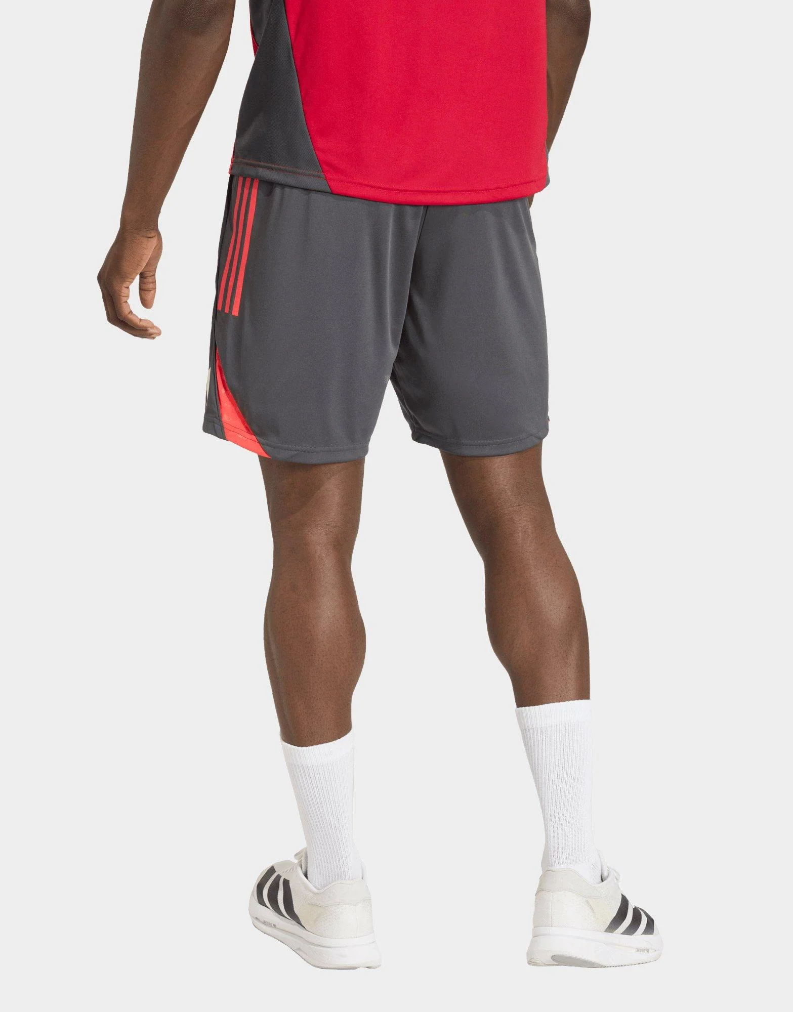 Liverpool FC Tiro 25 Training Shorts - Image 3