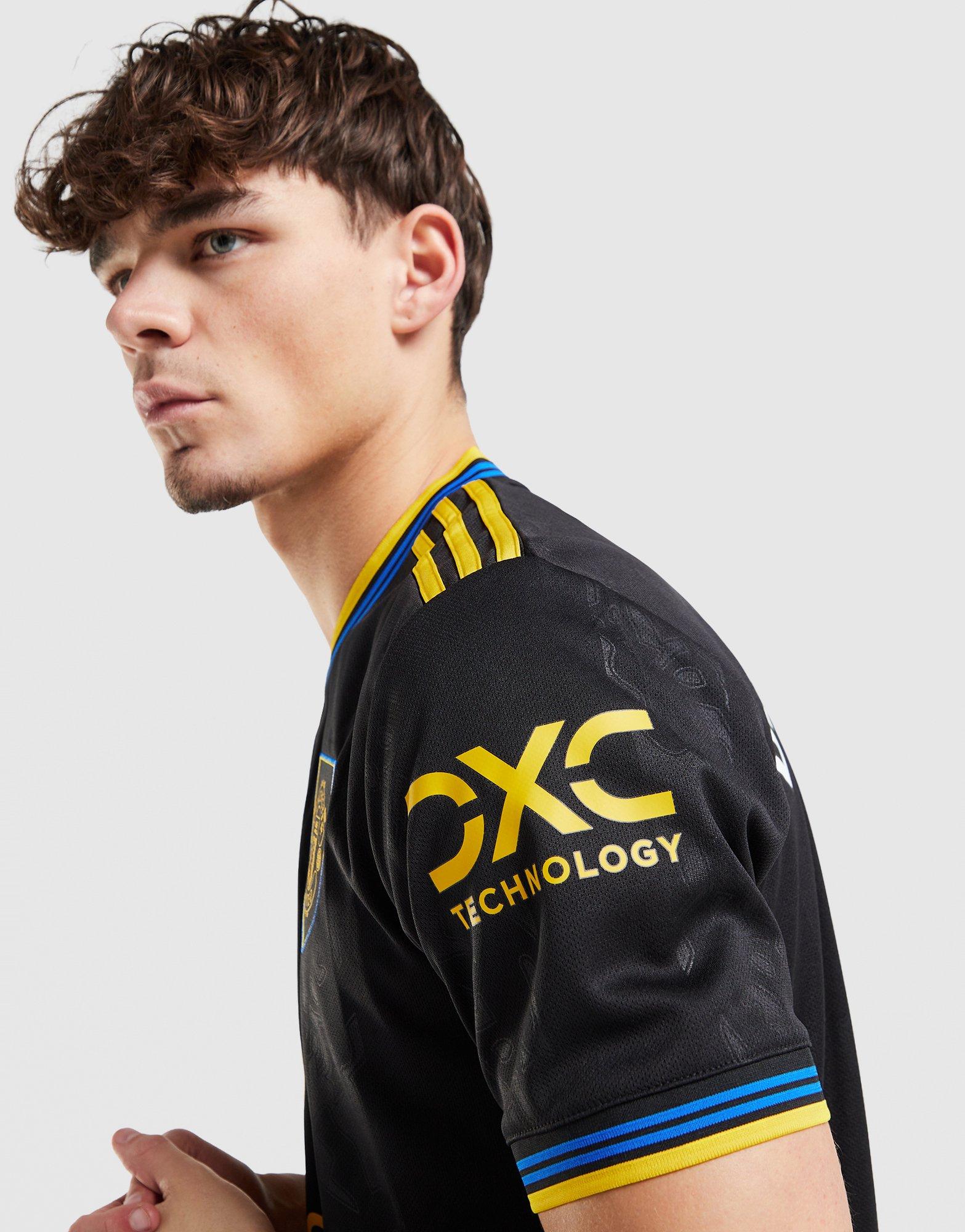 Manchester United 2025/26 Fernandes #8 Third Shirt - Image 5