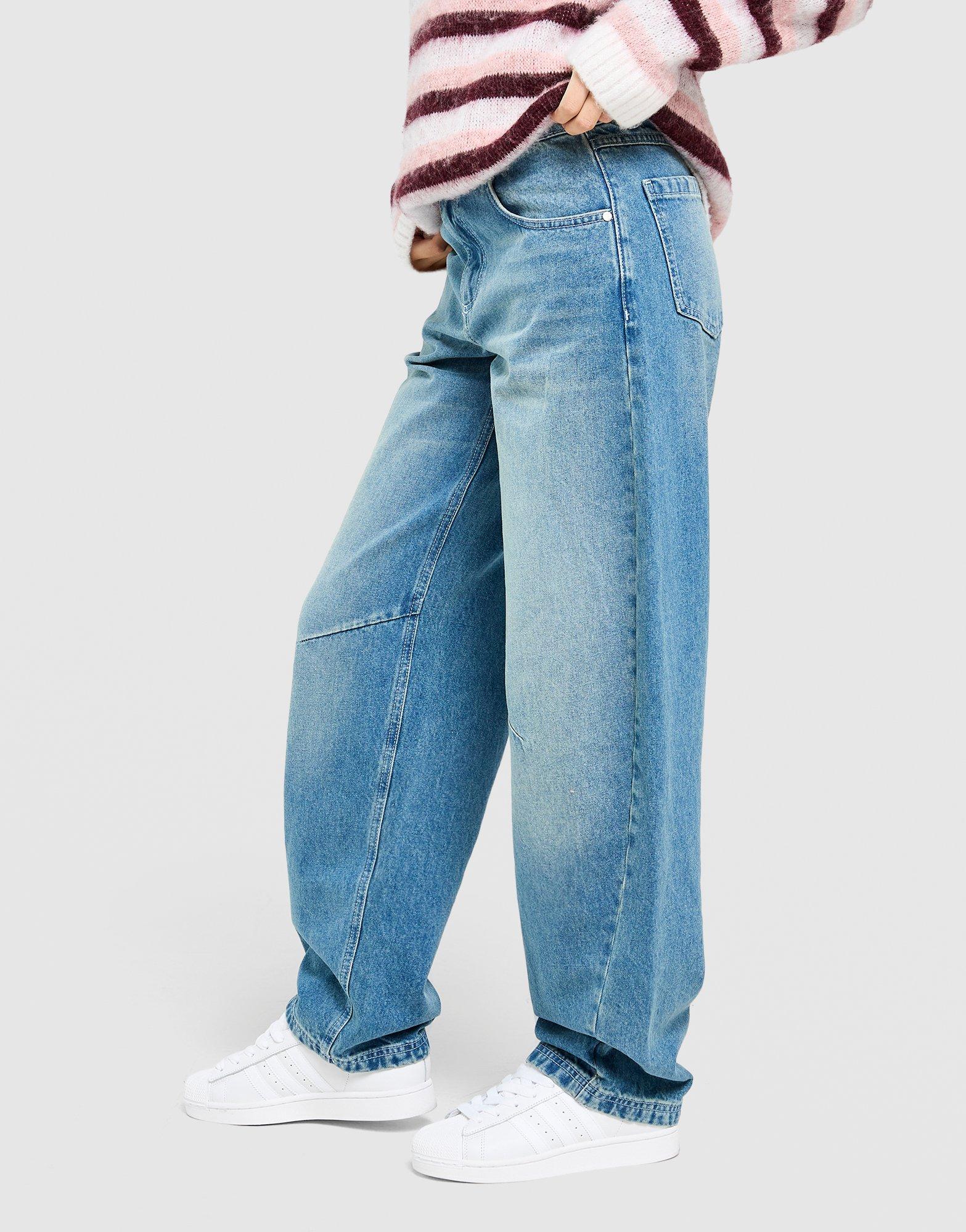 Mid-Rise Barrel Jeans
