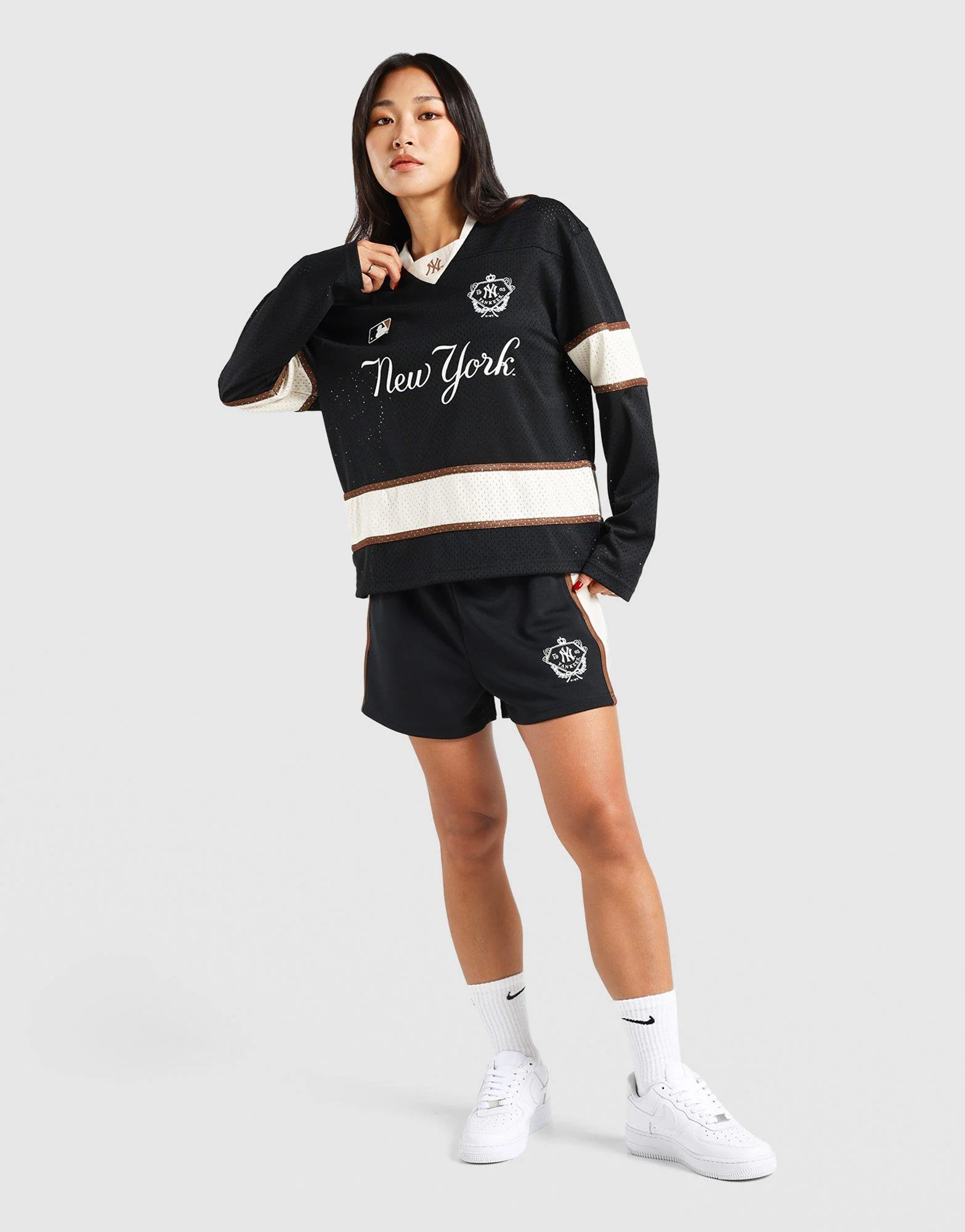 New York Panel Mesh Long Sleeve T-Shirt - Image 2