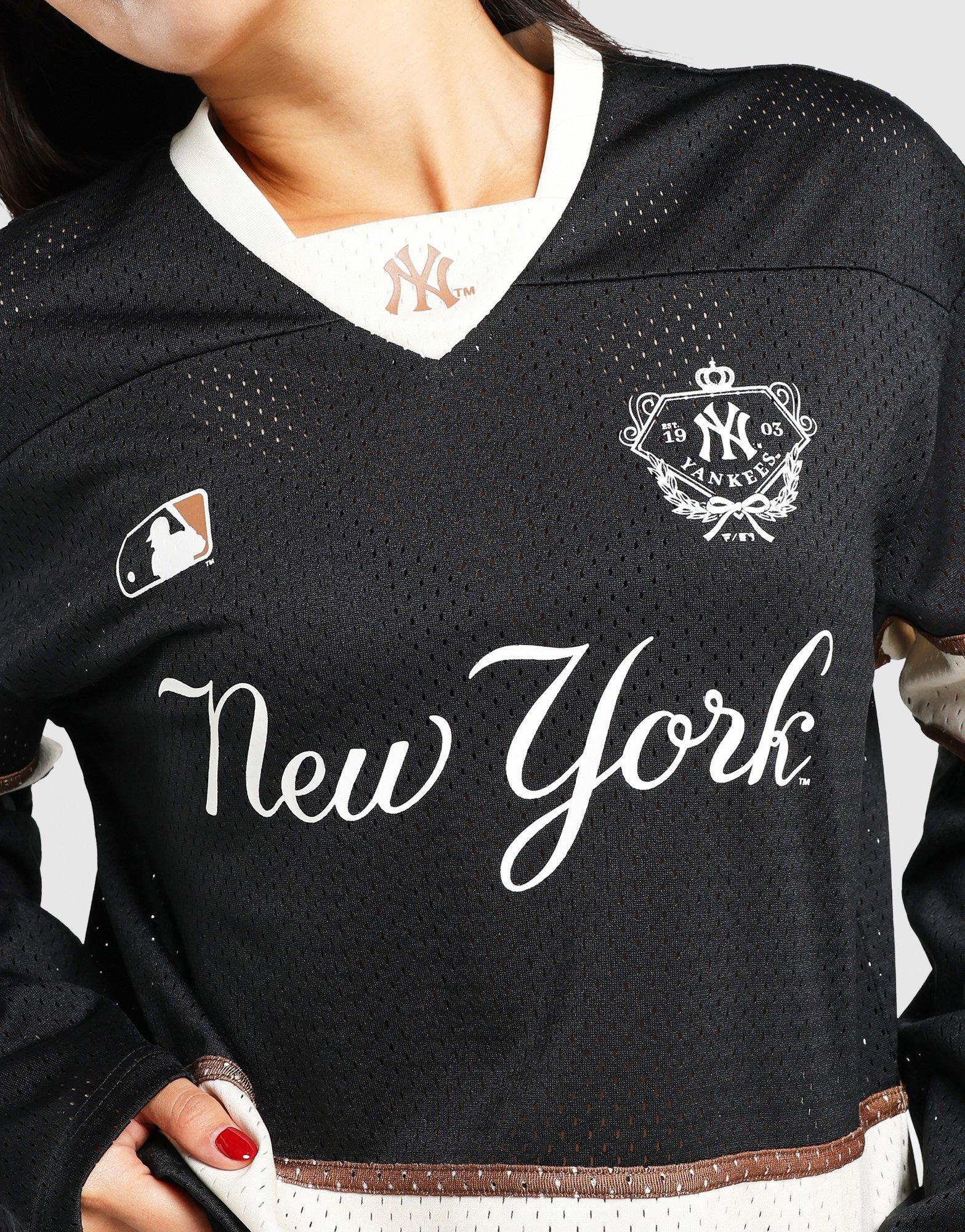New York Panel Mesh Long Sleeve T-Shirt - Image 3