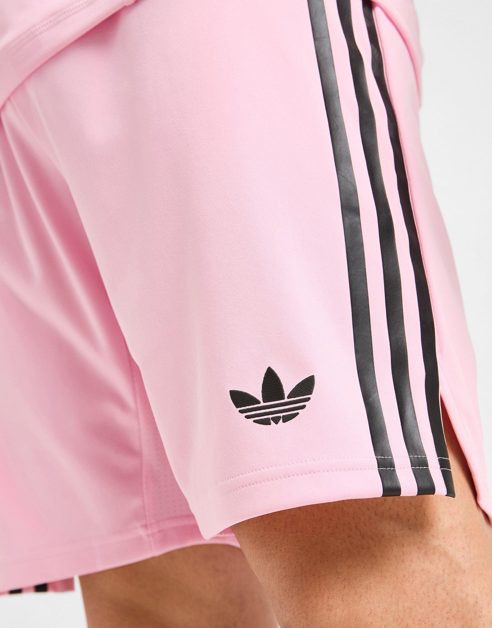 Newcastle United FC 2025/26 Goalkeeper Shorts - Image 4