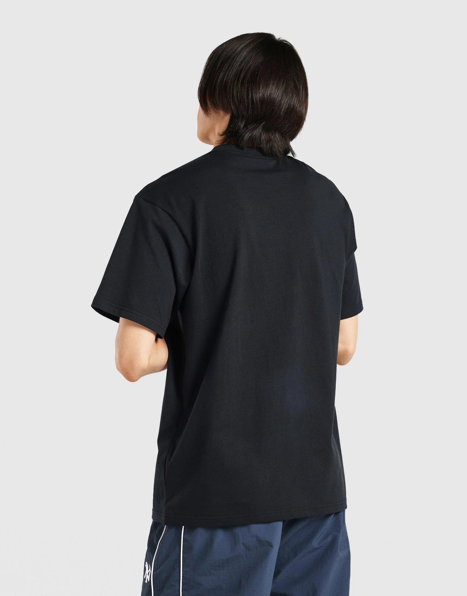 NY Yankees Metallic Embroidered Large T‑Shirt - Image 4