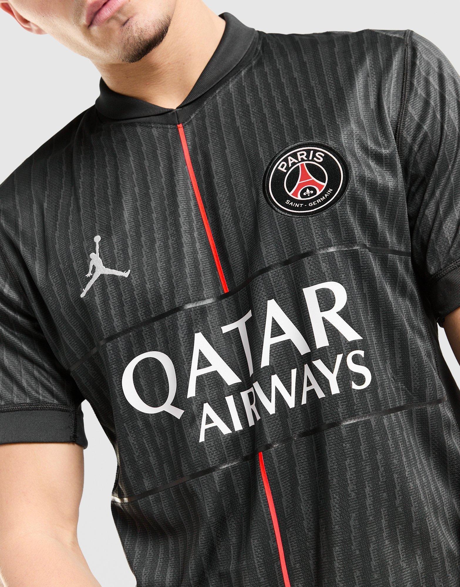 Paris Saint Germain 2025/26 Fourth Shirt - Image 3