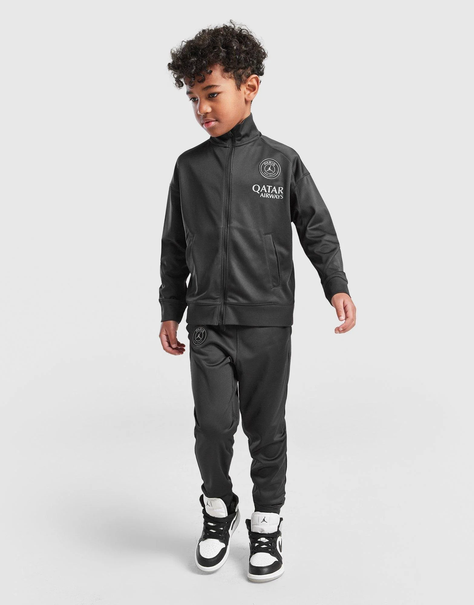 Paris Saint-Germain Strike Away Younger Kids' Nike Dri-FIT Football Tracksuit - Image 2