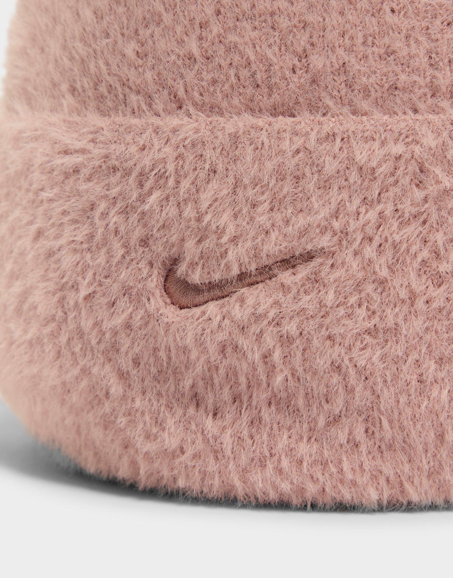 Peak Cosy Beanie Hat - Image 4