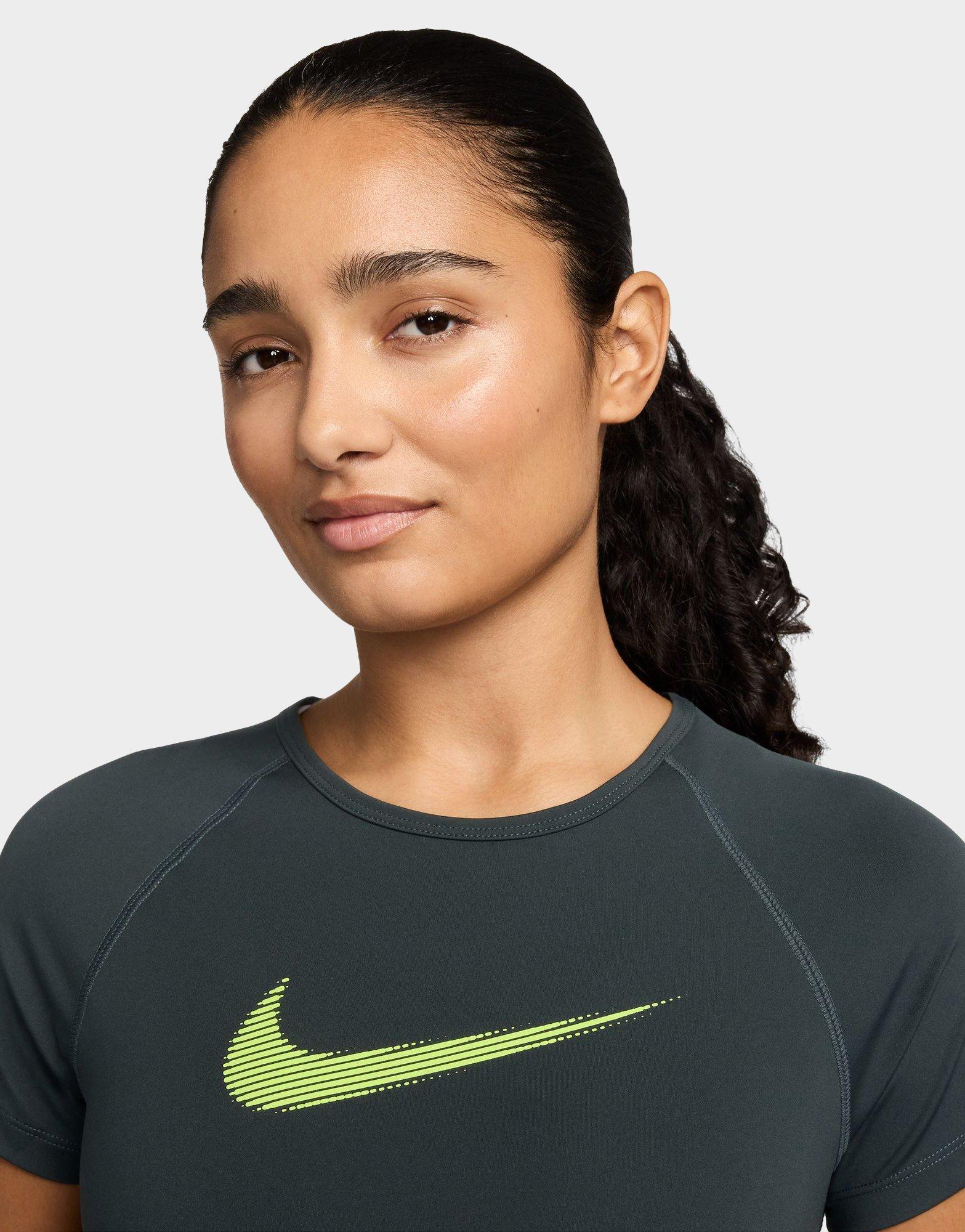 Pro Dri-FIT Cropped Graphic Top - Image 3