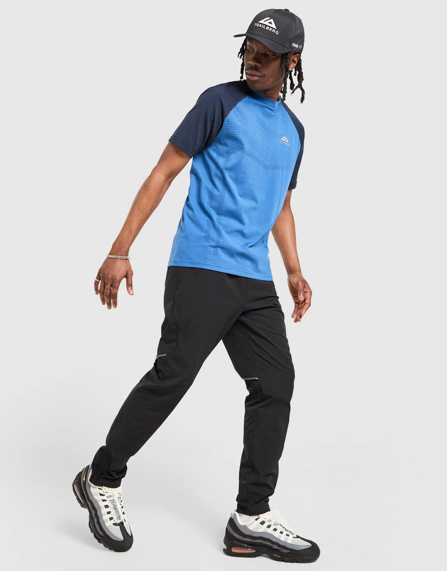 Rapid Dash Seamless T-Shirt - Image 2