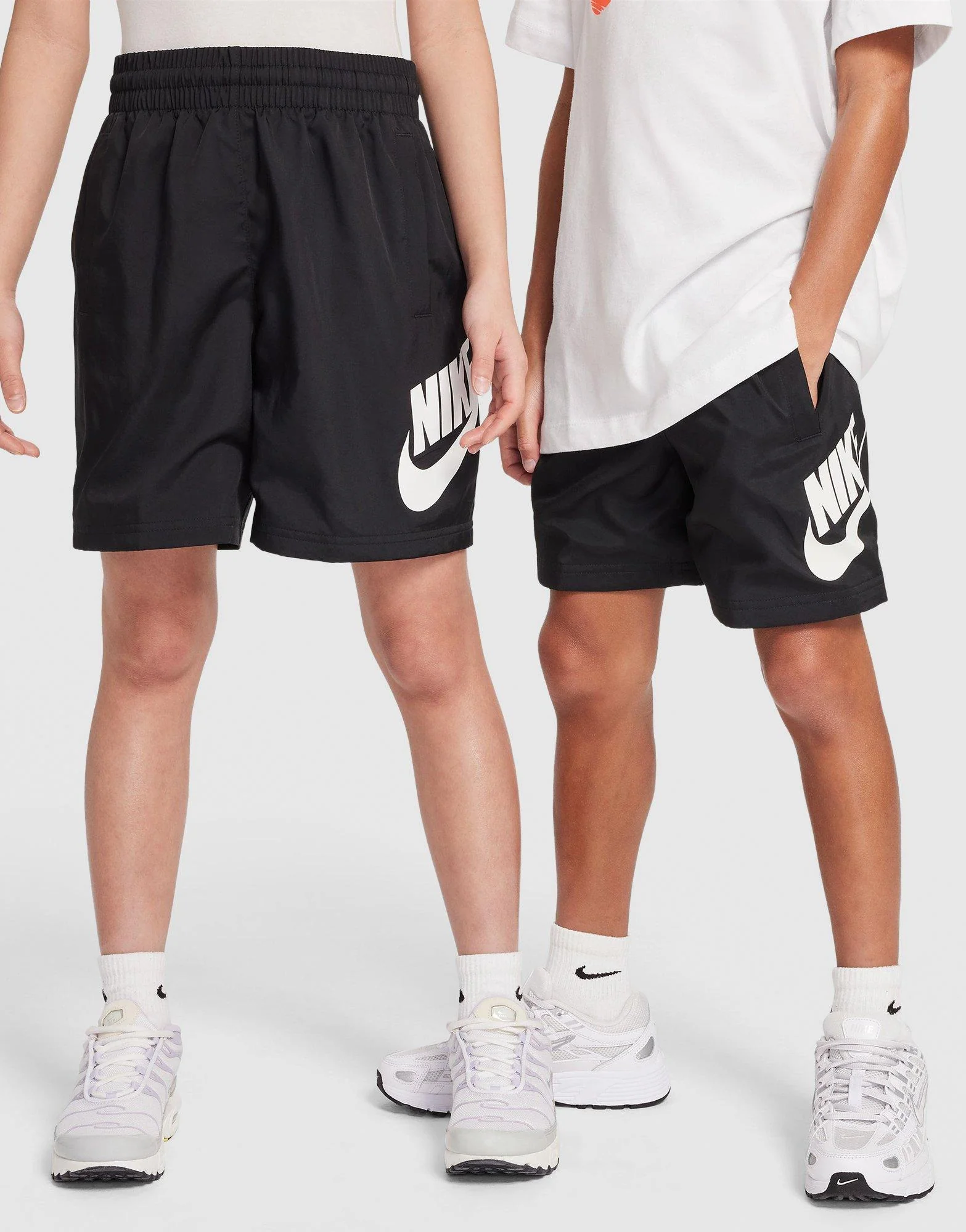 Sportswear Club Woven Shorts Junior's - Image 2