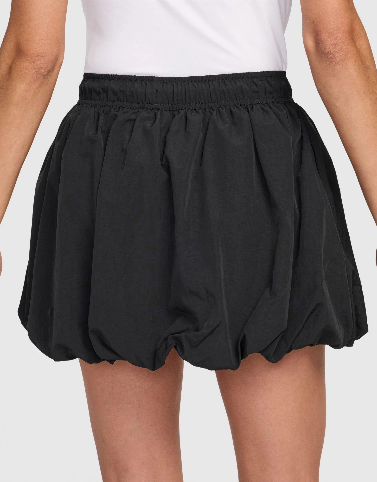 Sportswear Loose Bubble Skirt - Image 3