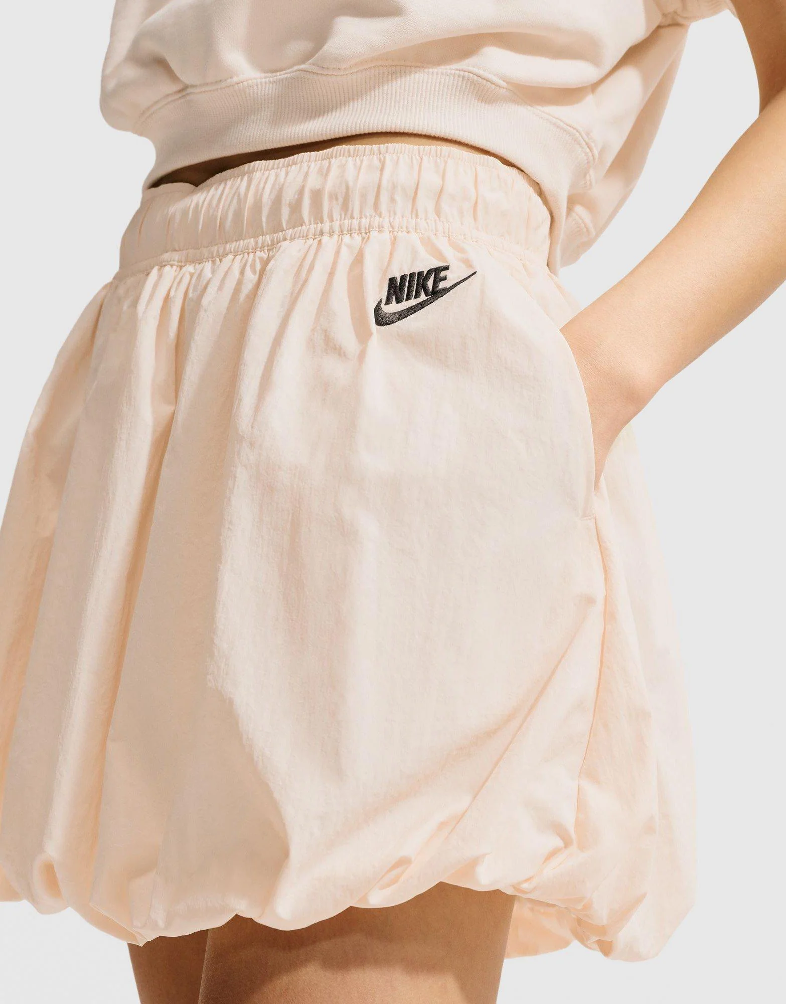 Sportswear Loose Bubble Skirt - Image 4
