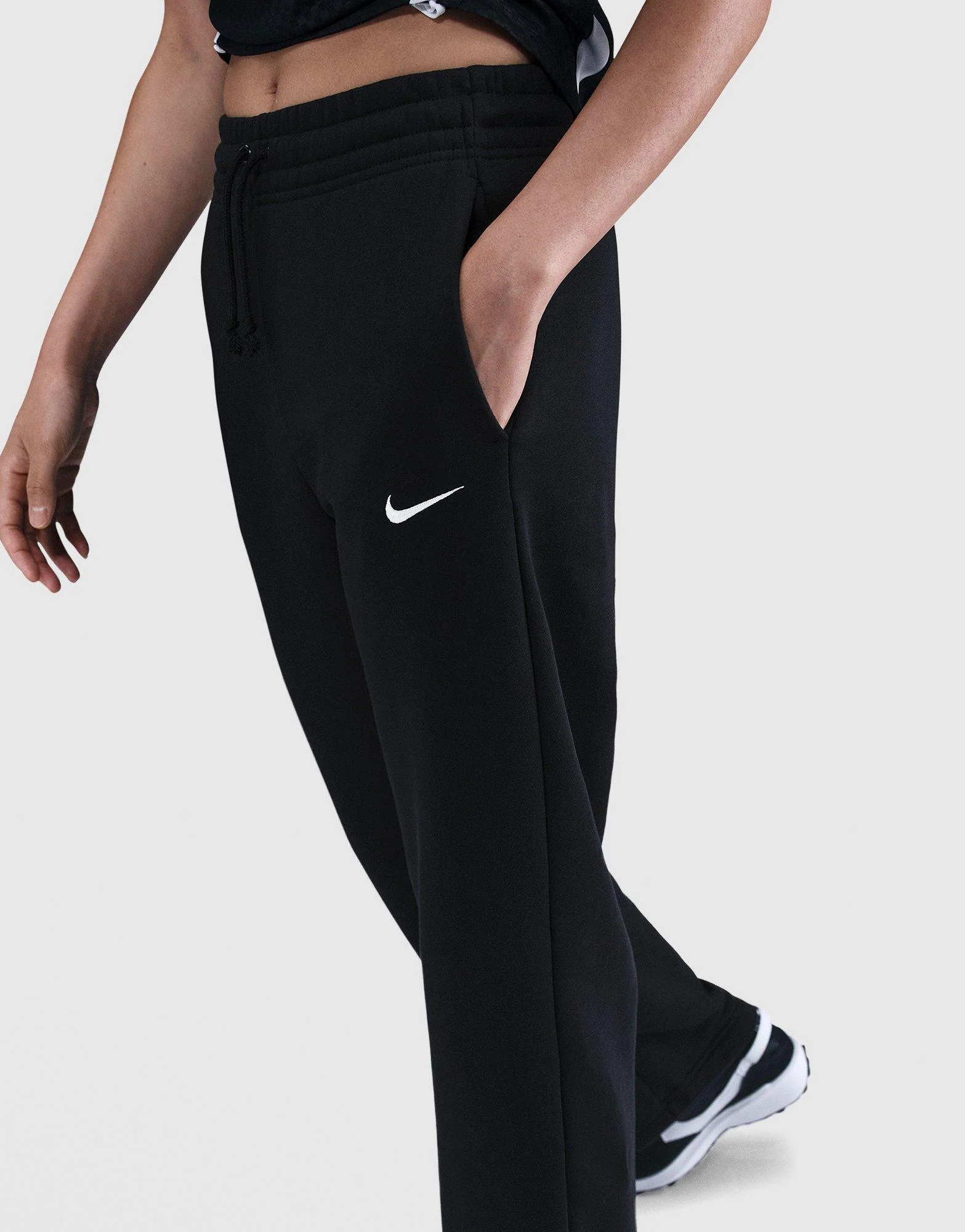 Sportswear Phoenix Fleece Wide-Leg Pants - Image 2