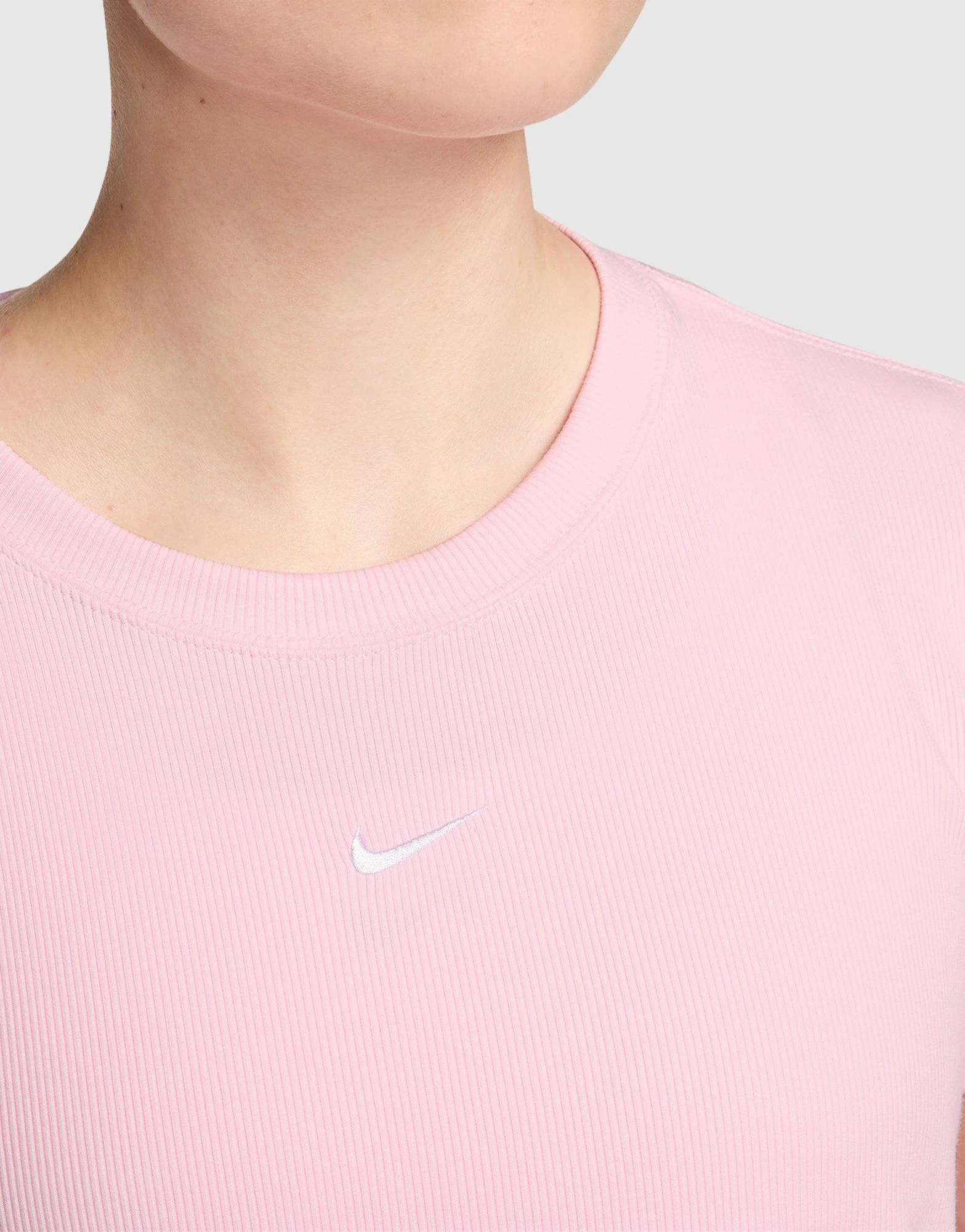 Sportswear Tight Ribbed Short-Sleeve T-Shirt - Image 3