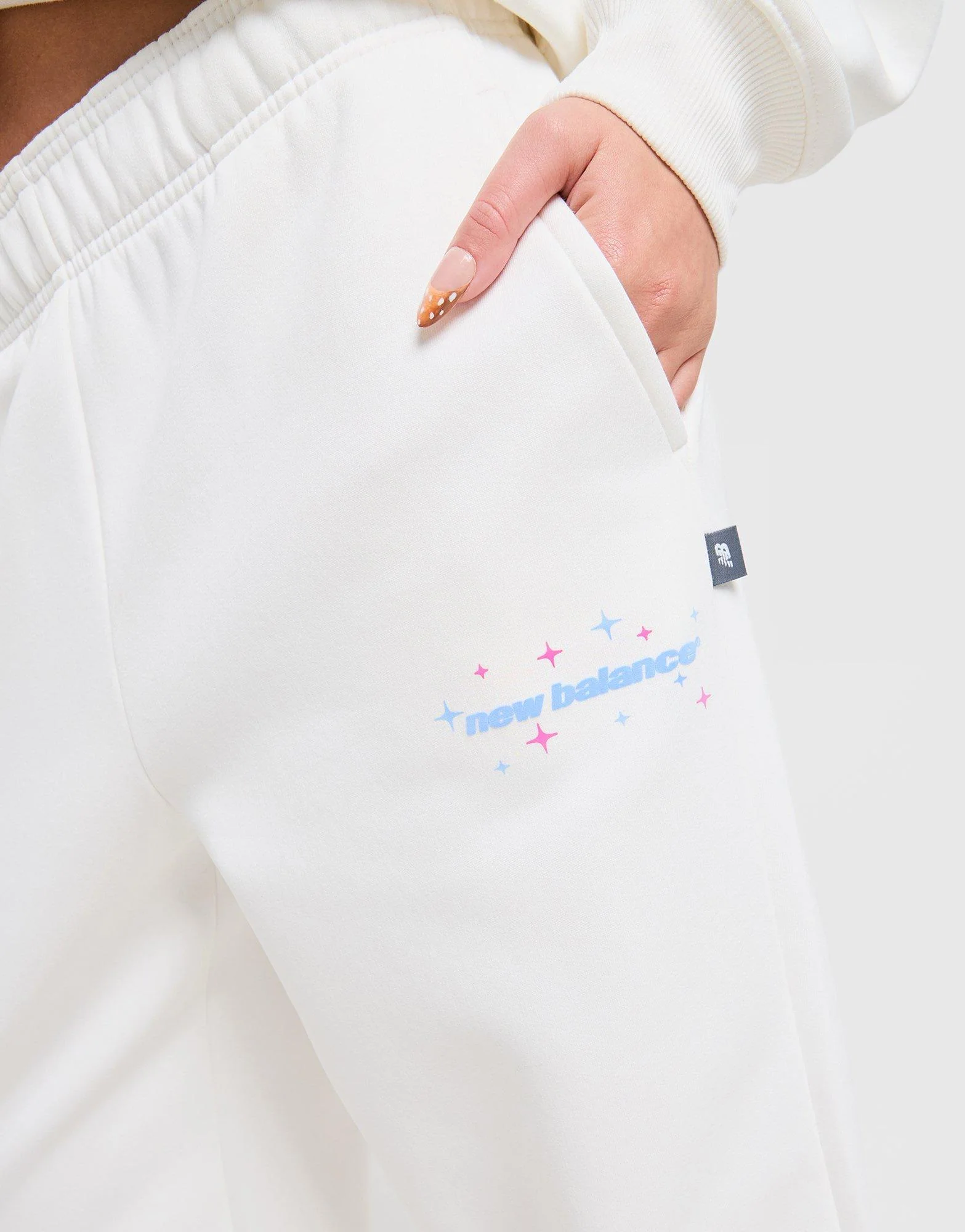 Star Cuffed Joggers - Image 5