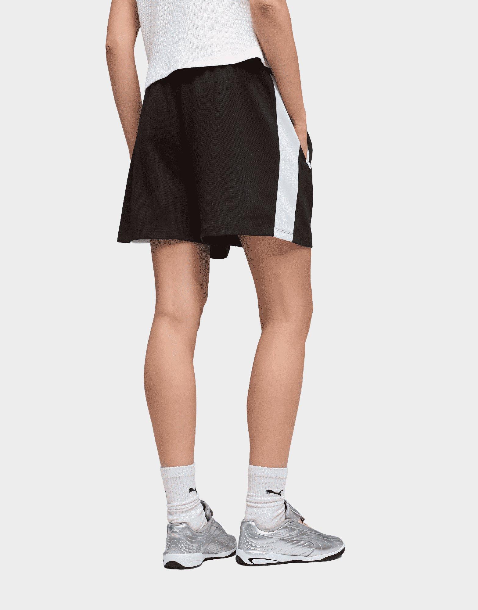 T7 Pintuck 4" Shorts - Image 3