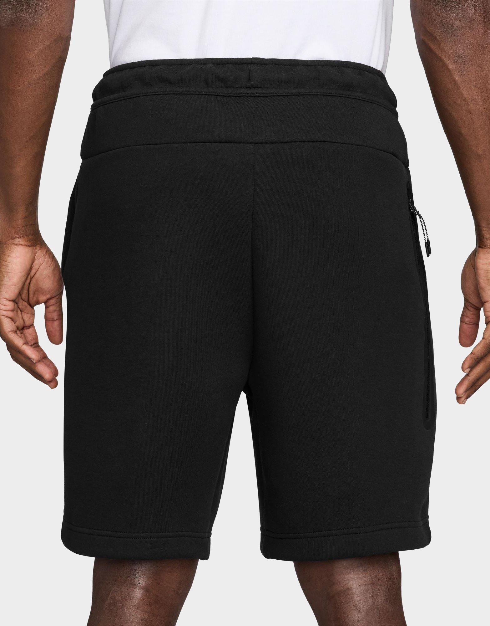 Tech Fleece Short - Image 2