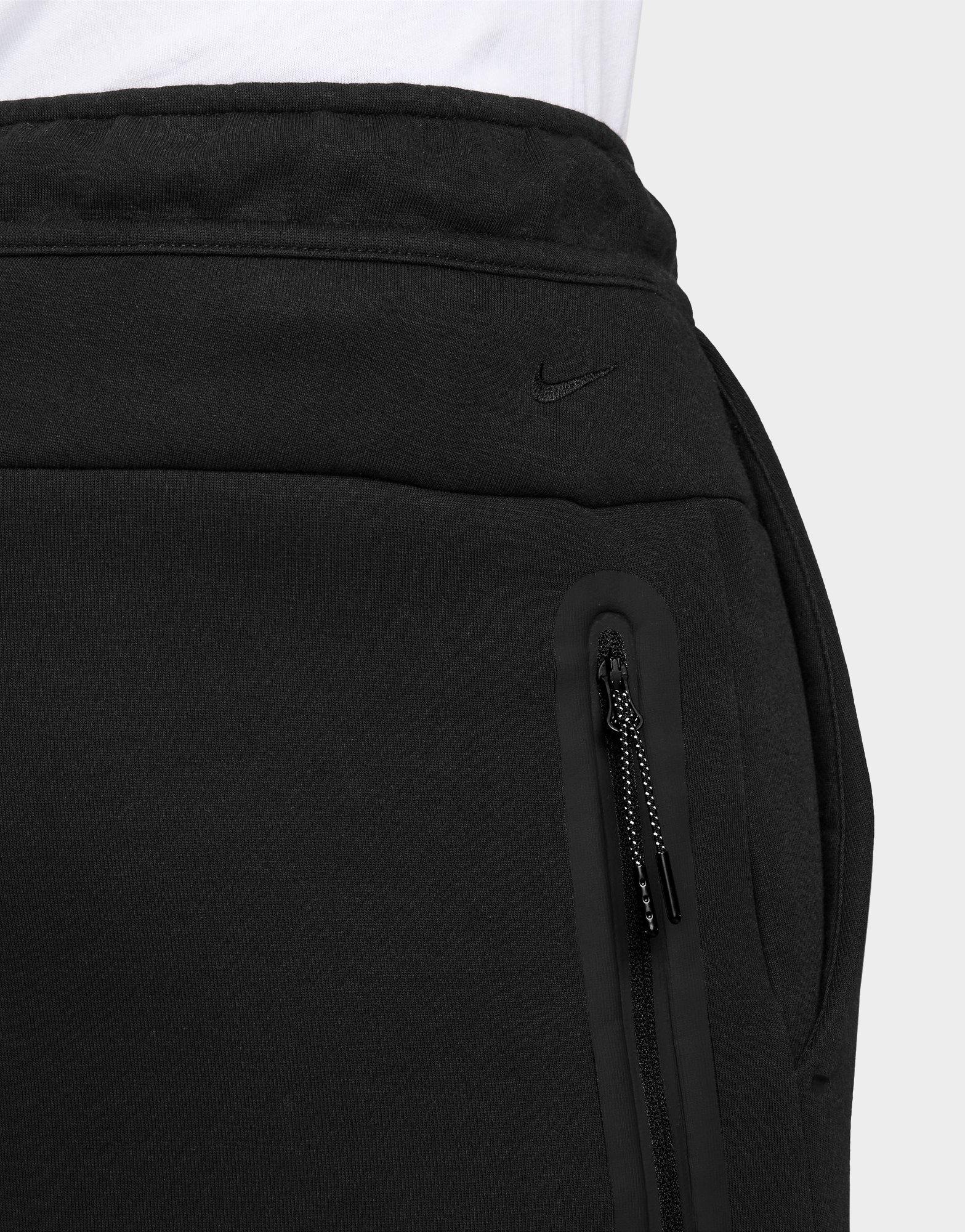 Tech Fleece Short - Image 4