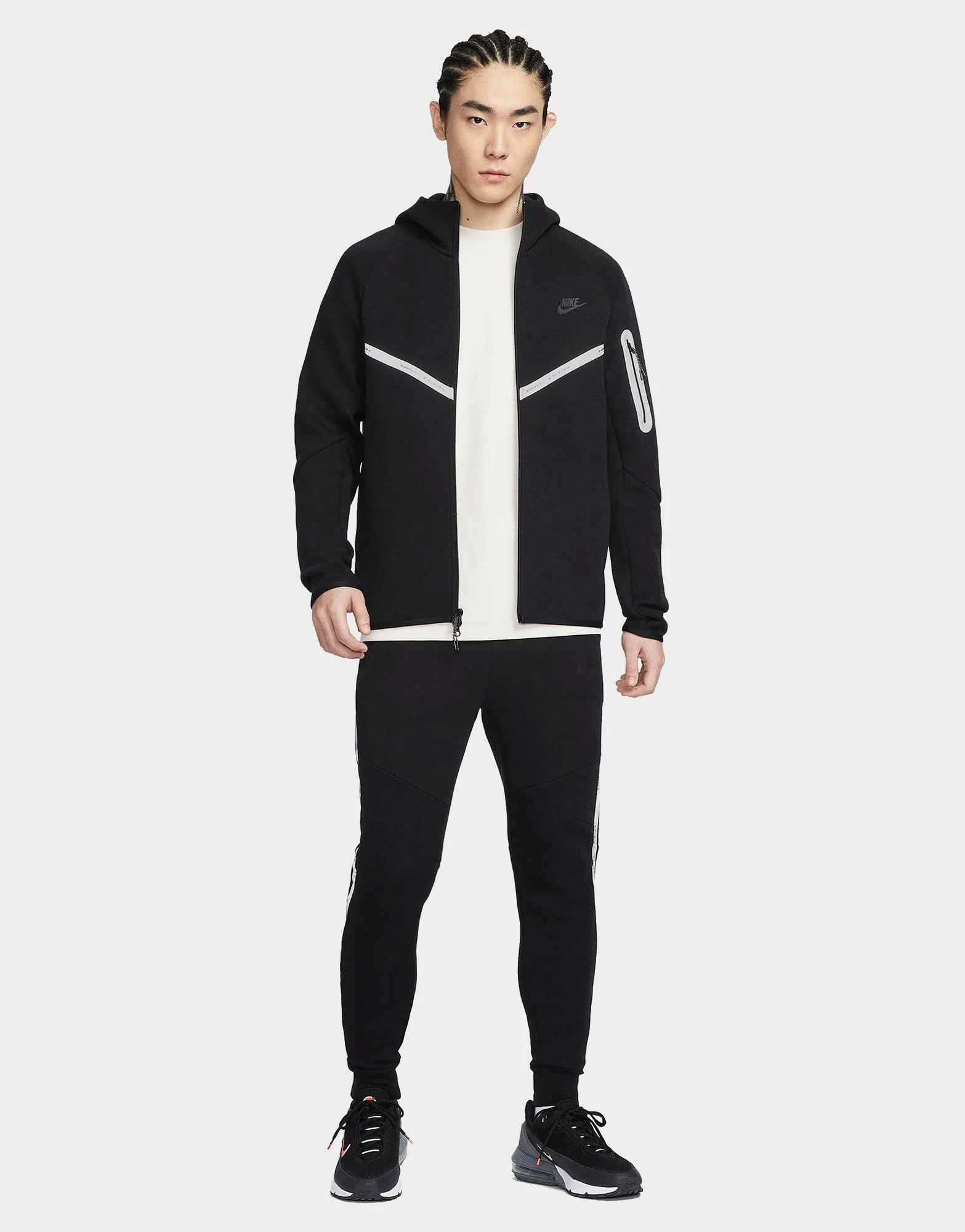 Tech Fleece Windrunner Jacket - Image 2