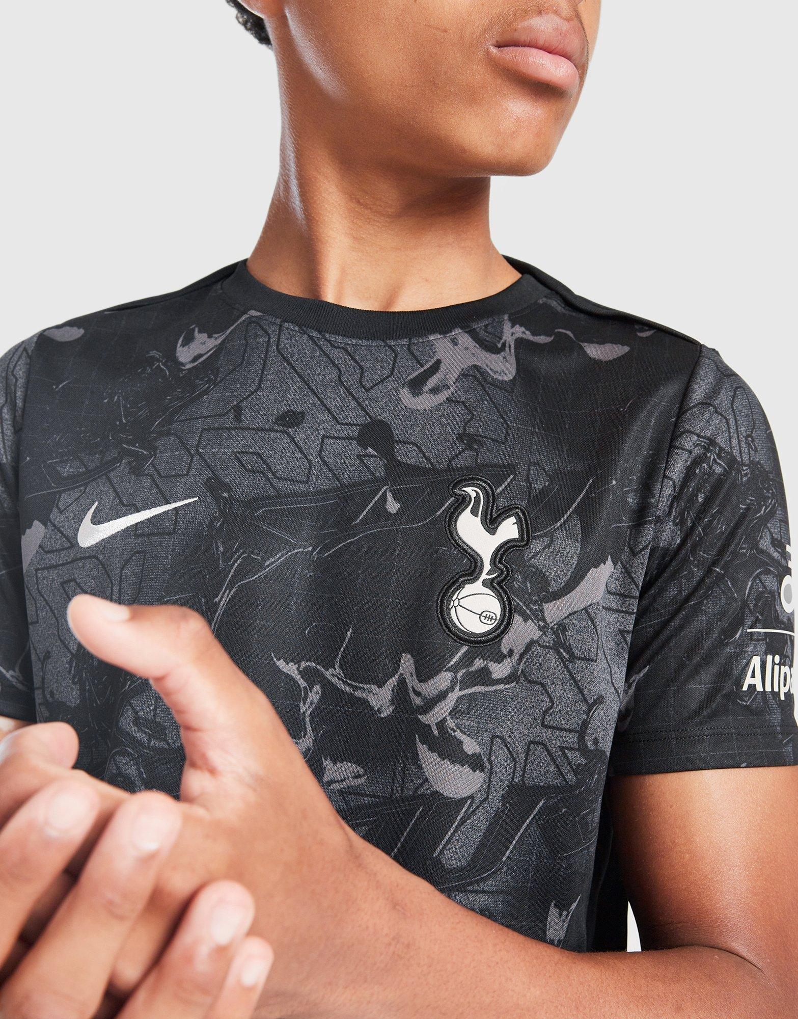 Tottenham Hostpur FC Pre Match T-Shirt Junior - Image 3