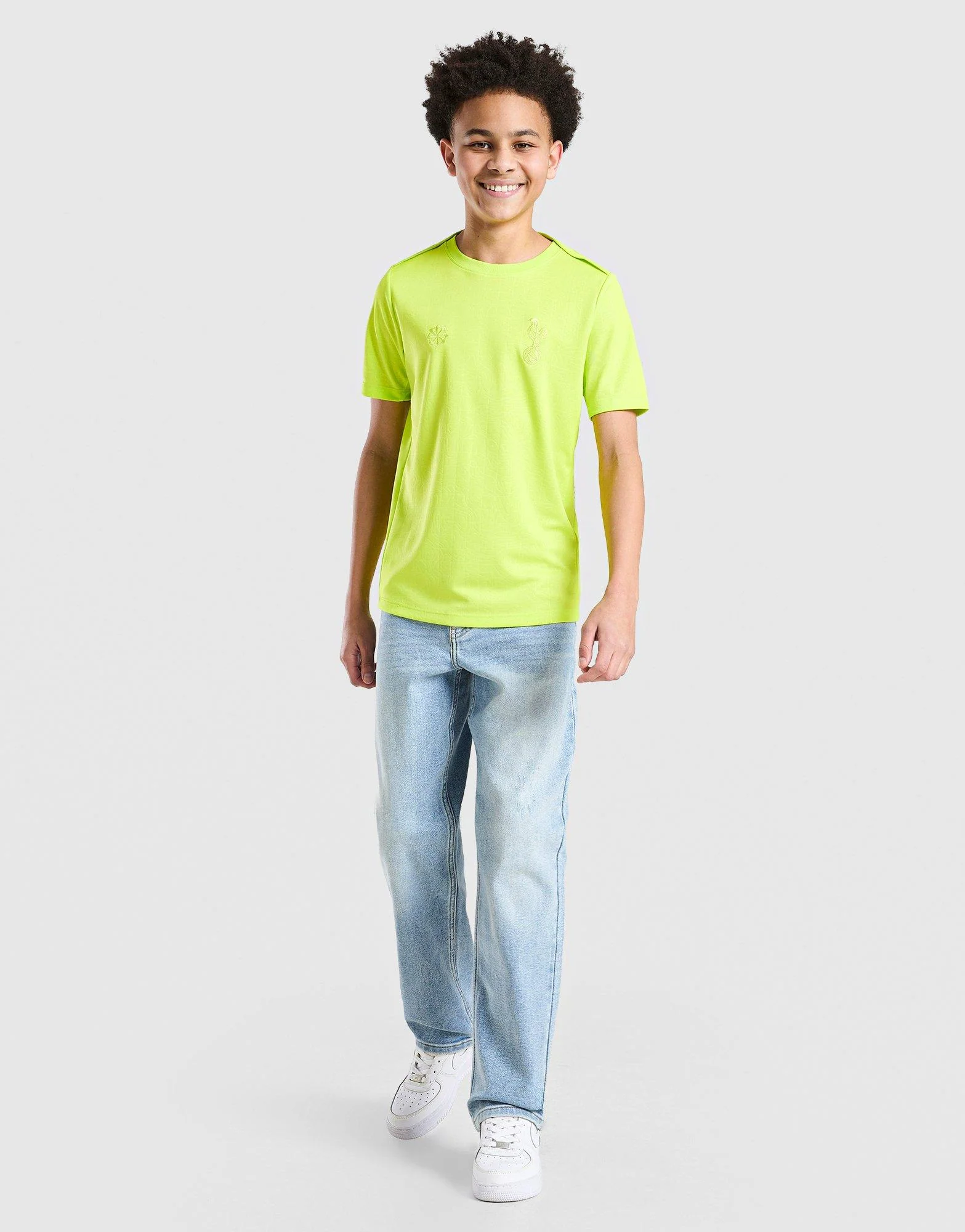 Tottenham Hotspur FC Graphic T-Shirt Junior - Image 3