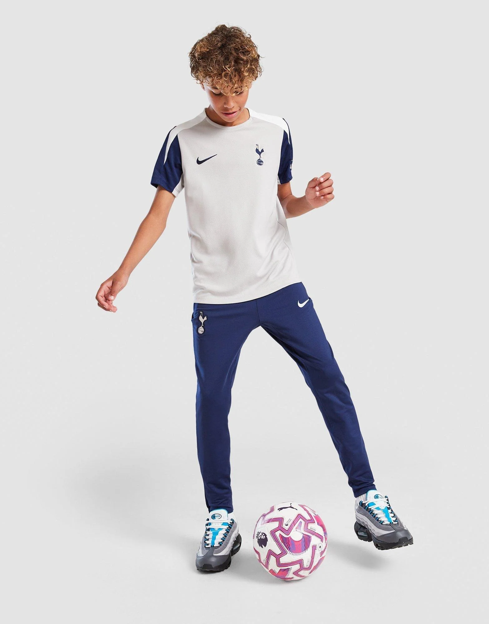 Tottenham Hotspur FC Strike T-Shirt Junior's - Image 3