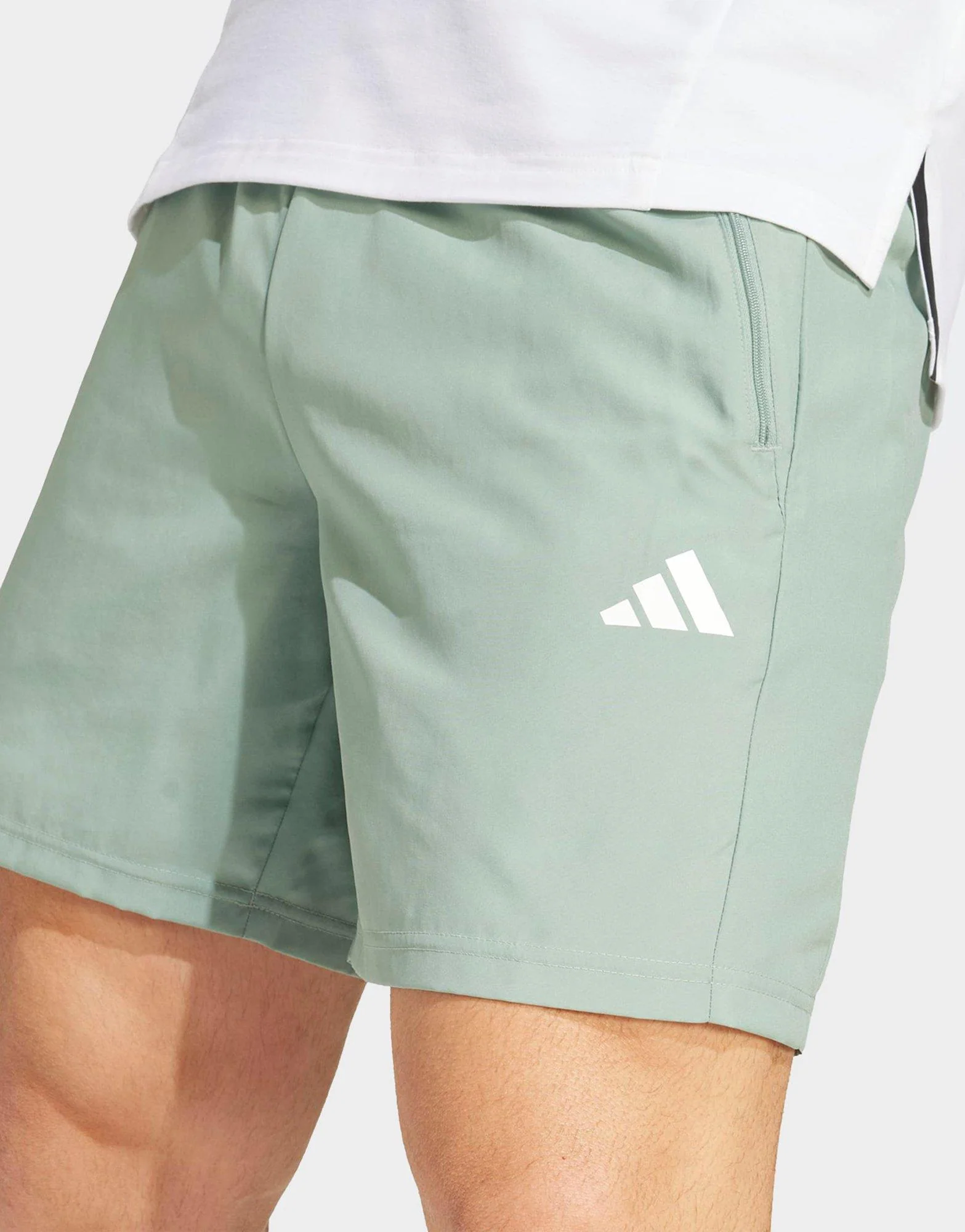 Train Essentials Woven Training Shorts - Image 4