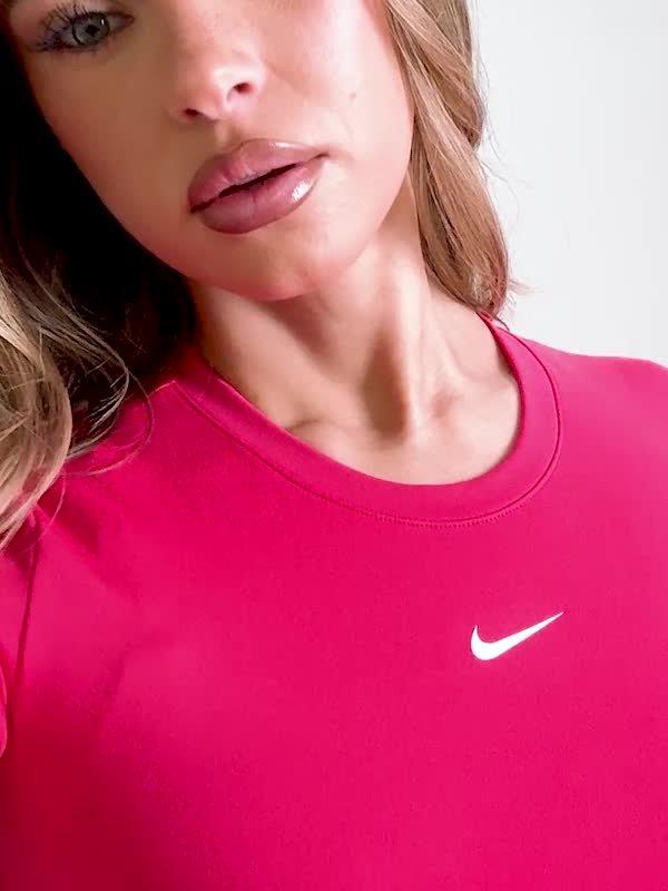 Training One Fitted T-Shirt - Image 5