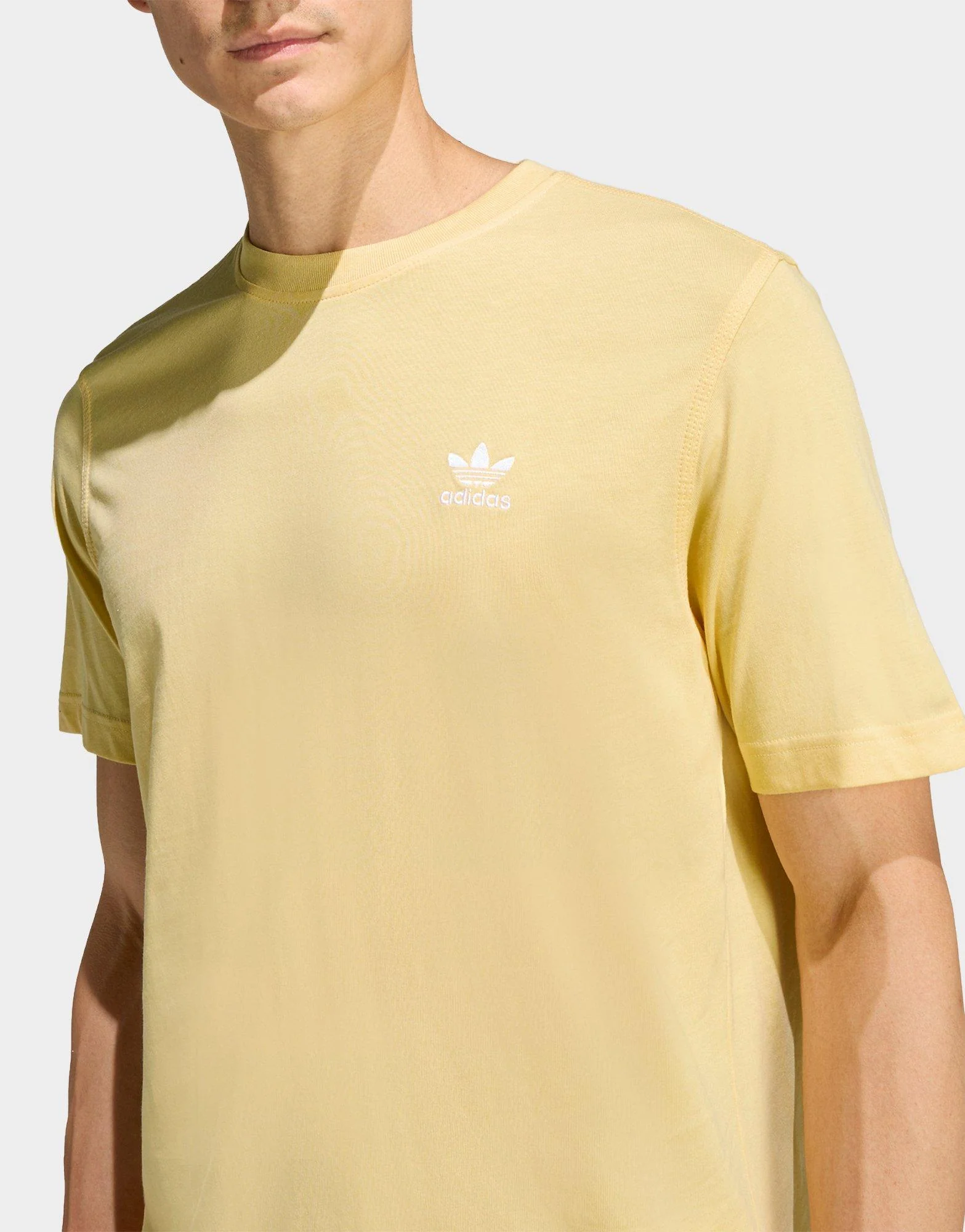 Trefoil Essentials Tee - Image 4
